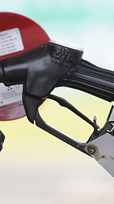 Treibstoffpreise sinken nur im Schneckentempo