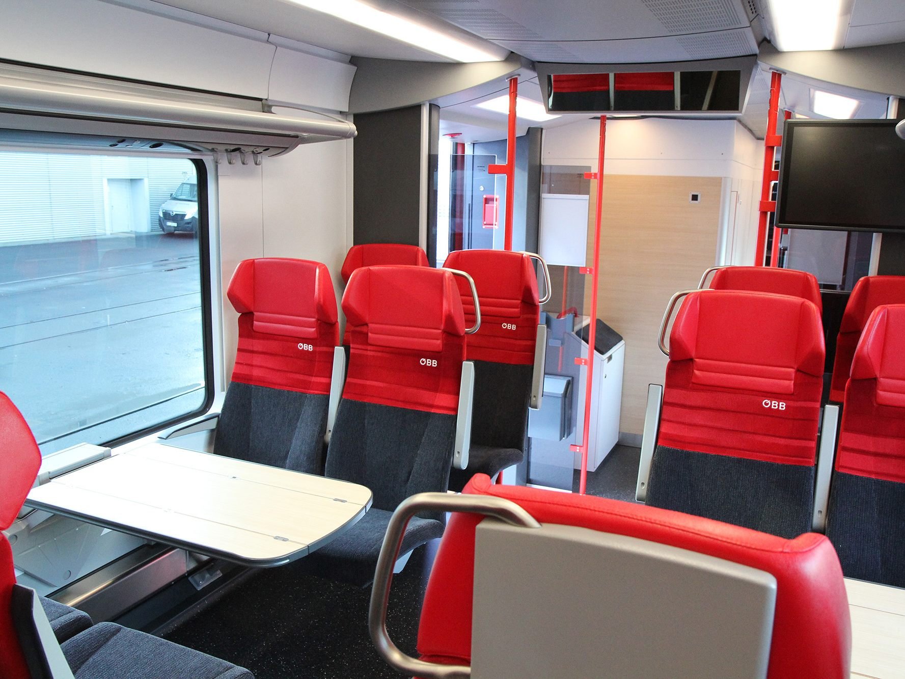 Die ÖBB sind auf der Suche nach einem "kreativen" Namen für ihren 101. Cityjet. Die ÖBB sind auf der Suche nach einem "kreativen" Namen für ihren 101. Cityjet.