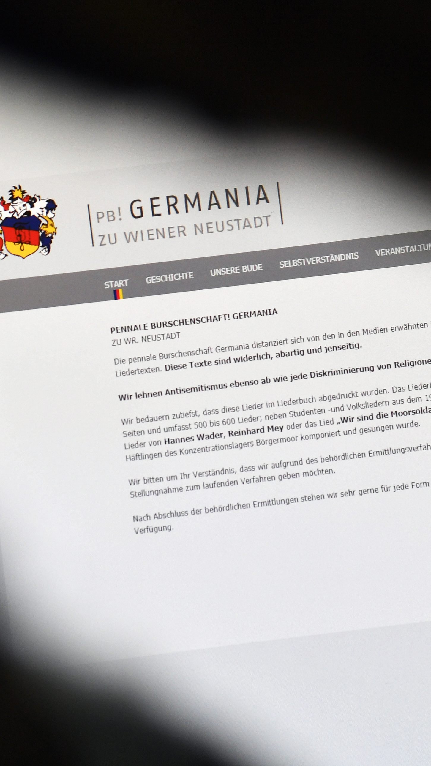 Eine Befragung aller Mitglieder der Burschenschaft wird durchgeführt.