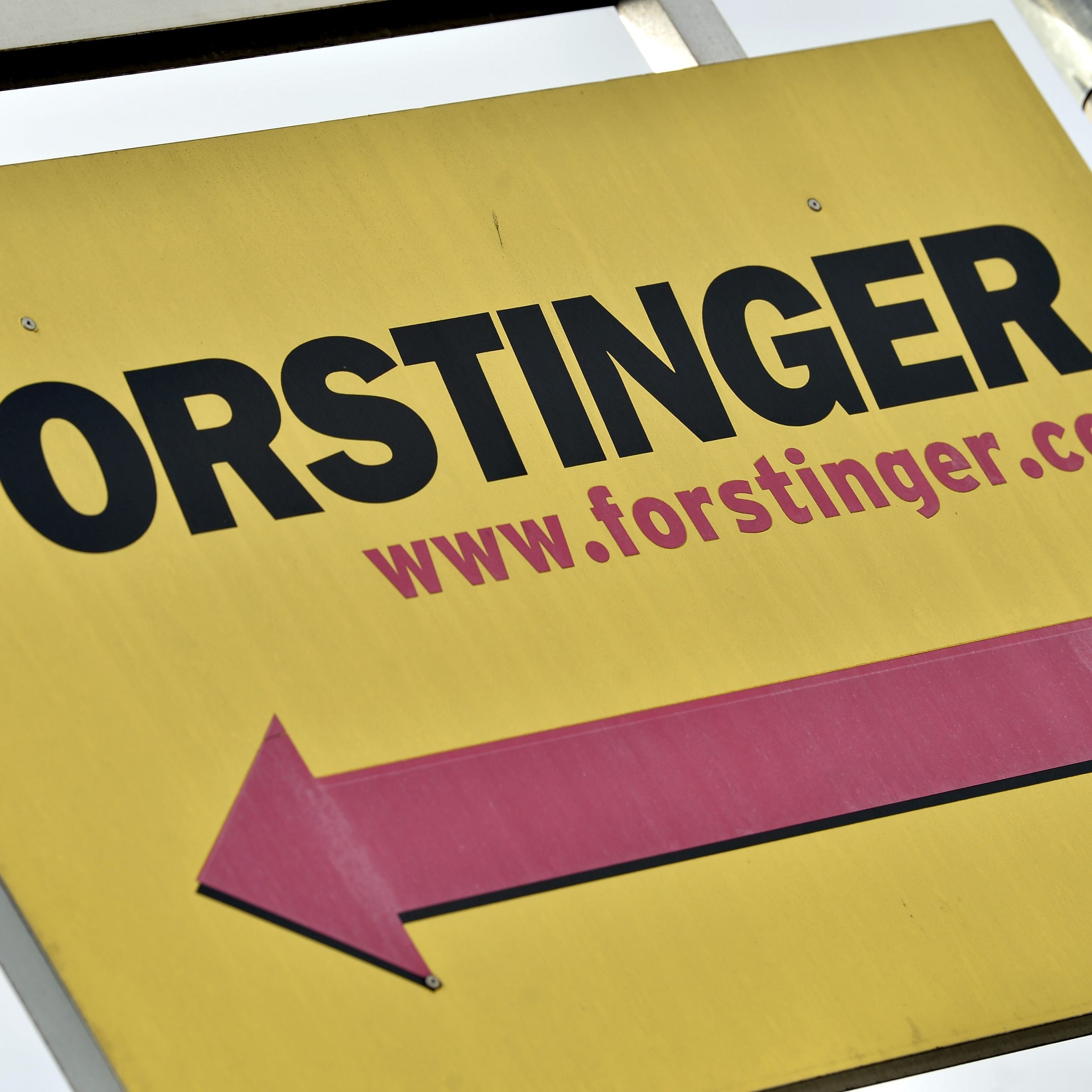 Die Autozubehörkette Forstinger ist insolvent - nun schließen in Wien zwei Filialen.