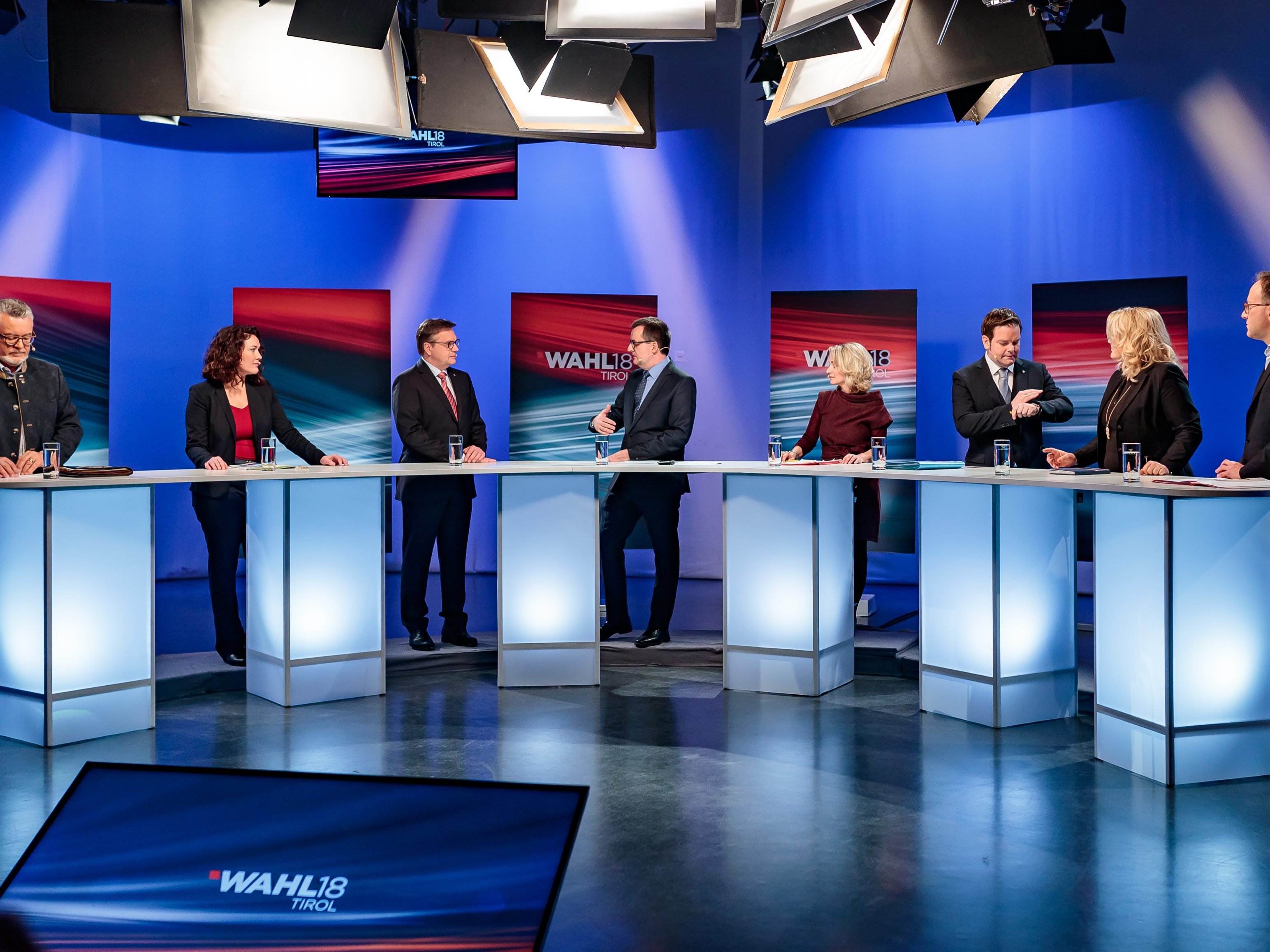 Sieben der acht Spitzenkandidaten diskutierten in der ORF-"Elefantenrunde". Sieben der acht Spitzenkandidaten diskutierten in der ORF-"Elefantenrunde".