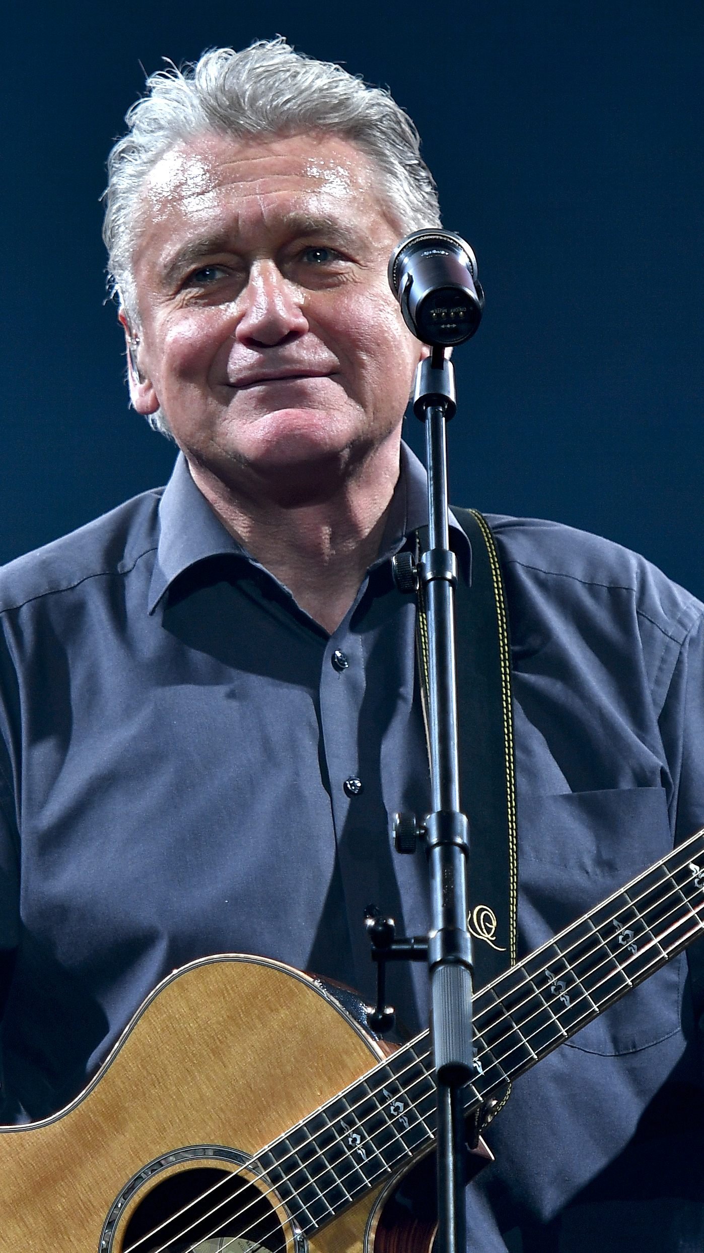 Sänger Rainhard Fendrich gibt ein Benefizkonzert in Wien.