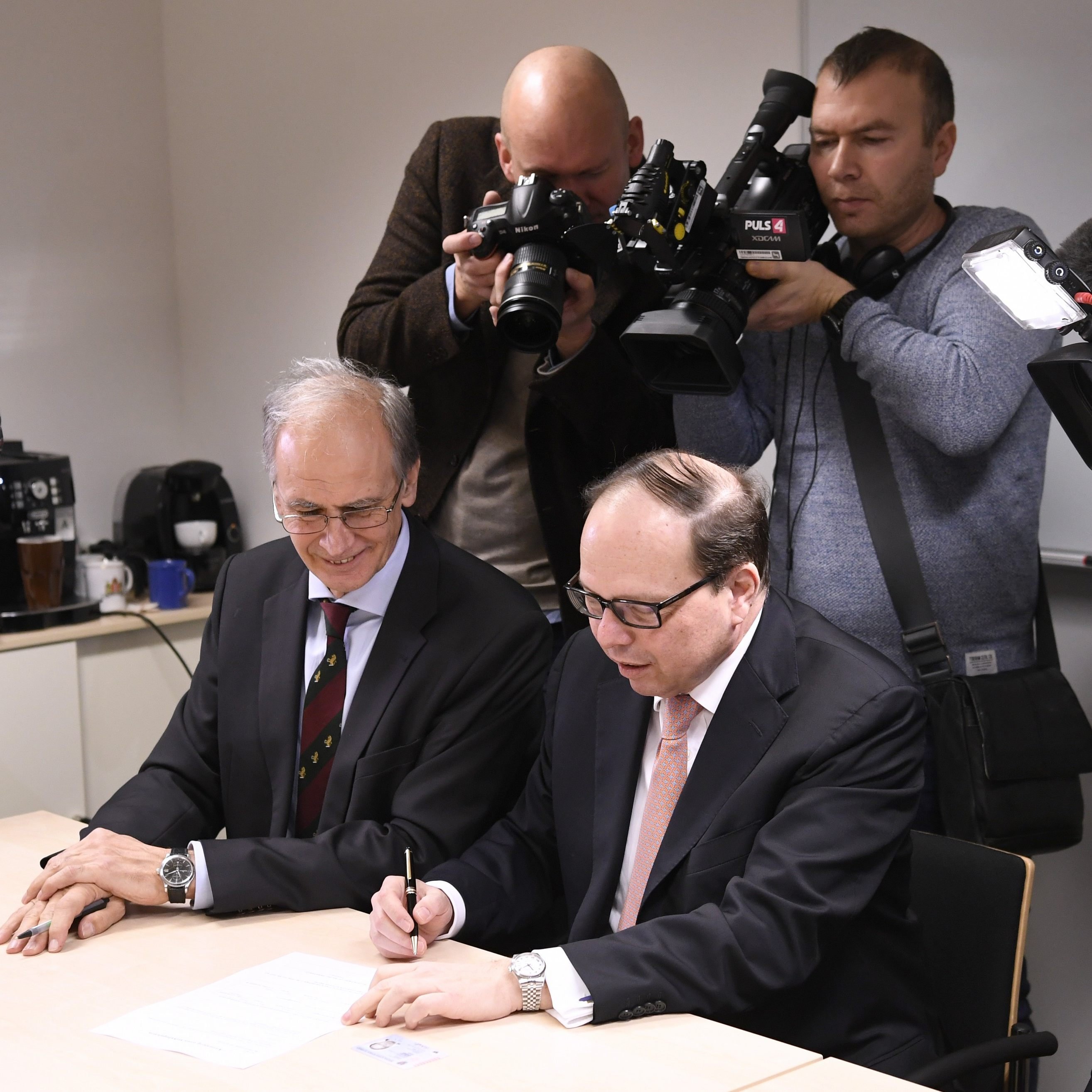 Das Gastronomie-Rauchverbots-Volksbegehren wurde eingereicht