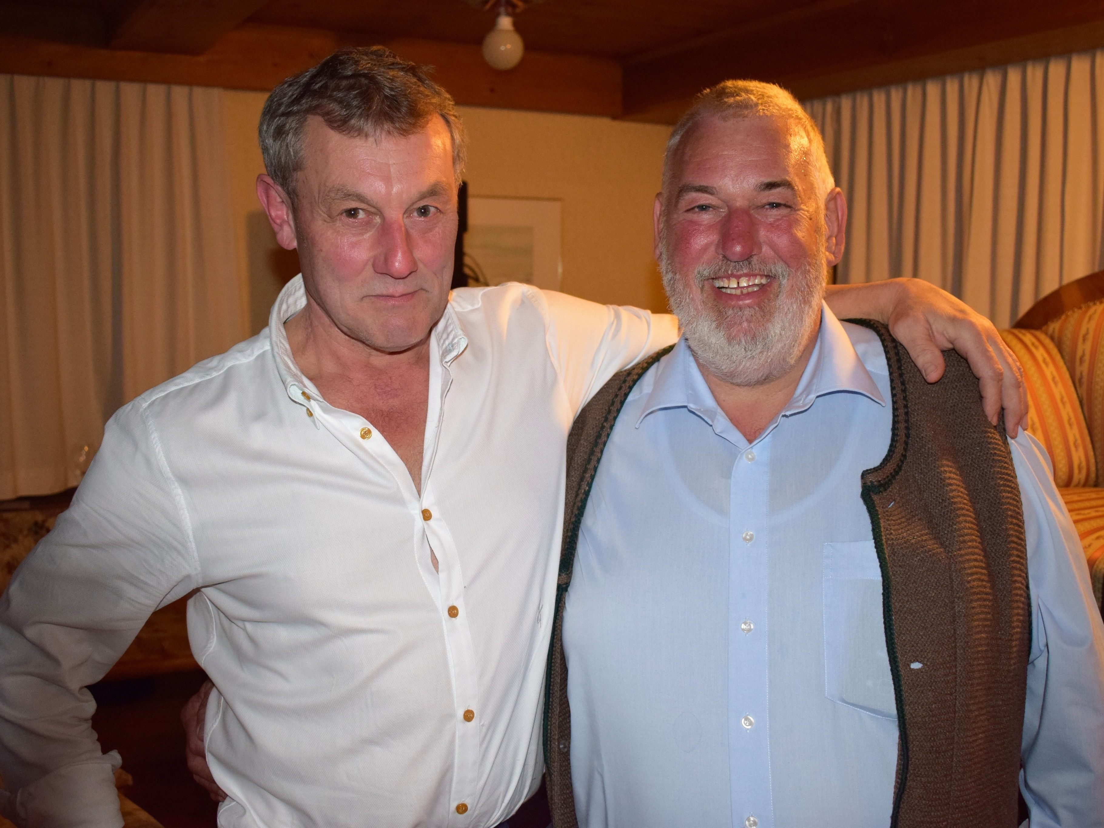 Sigi Huf und Manfred Fink, zwei Lingenauer Originale, erzählten bereits Geschichten aus ihrem Leben. Sigi Huf und Manfred Fink, zwei Lingenauer Originale, erzählten bereits Geschichten aus ihrem Leben.