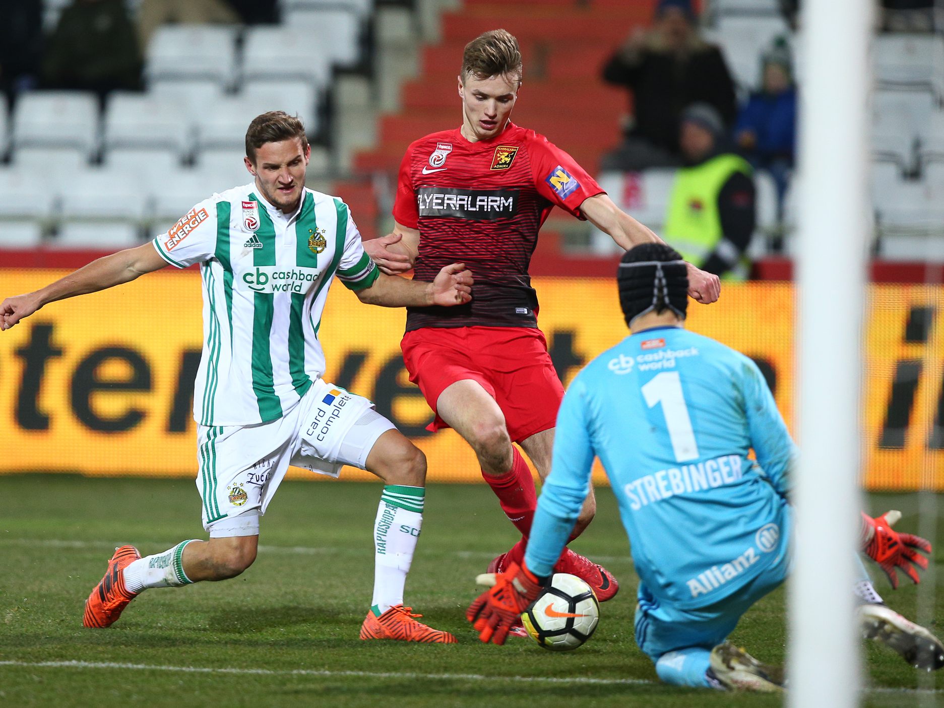Rapid Wien verlor gegen die Admira mit 1:2. Rapid Wien verlor gegen die Admira mit 1:2.