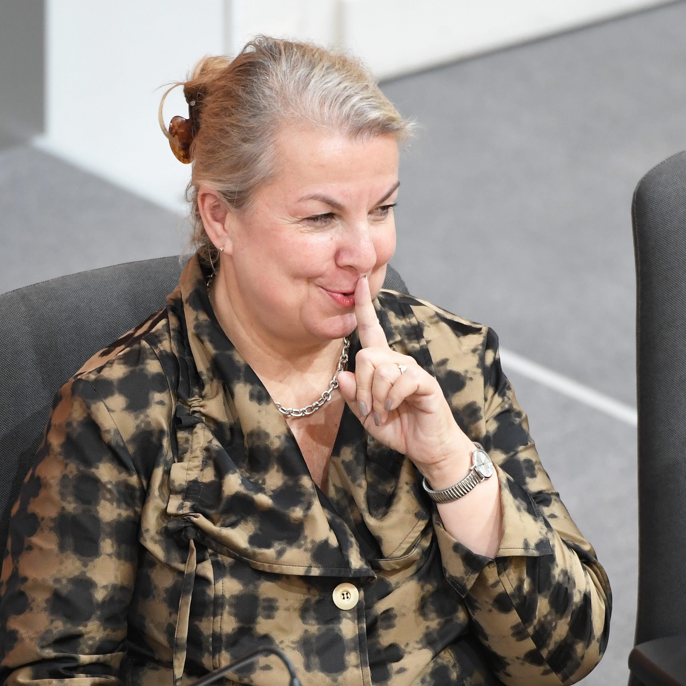 Beate Hartinger-Klein will offenbar die Mängel-Vorgaben der Arbeitsinspektoren streichen