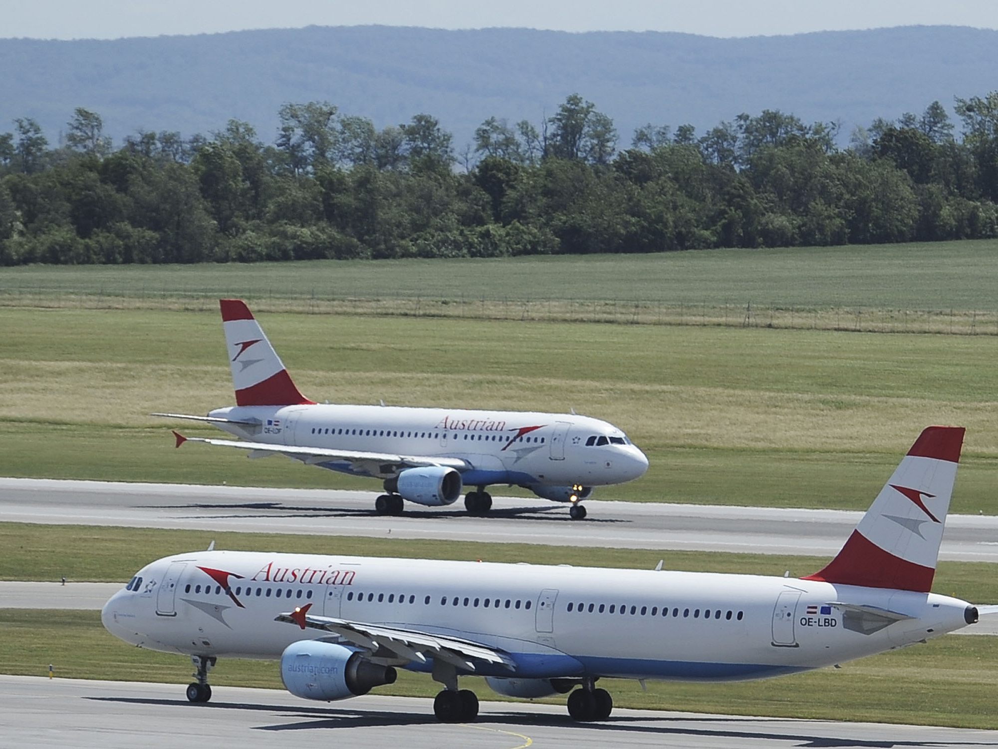 Der Flughafen Wien rechnet noch im ersten Halbjahr mit einem positiven Bescheid des Bundesverwaltungsgerichts. Der Flughafen Wien rechnet noch im ersten Halbjahr mit einem positiven Bescheid des Bundesverwaltungsgerichts.