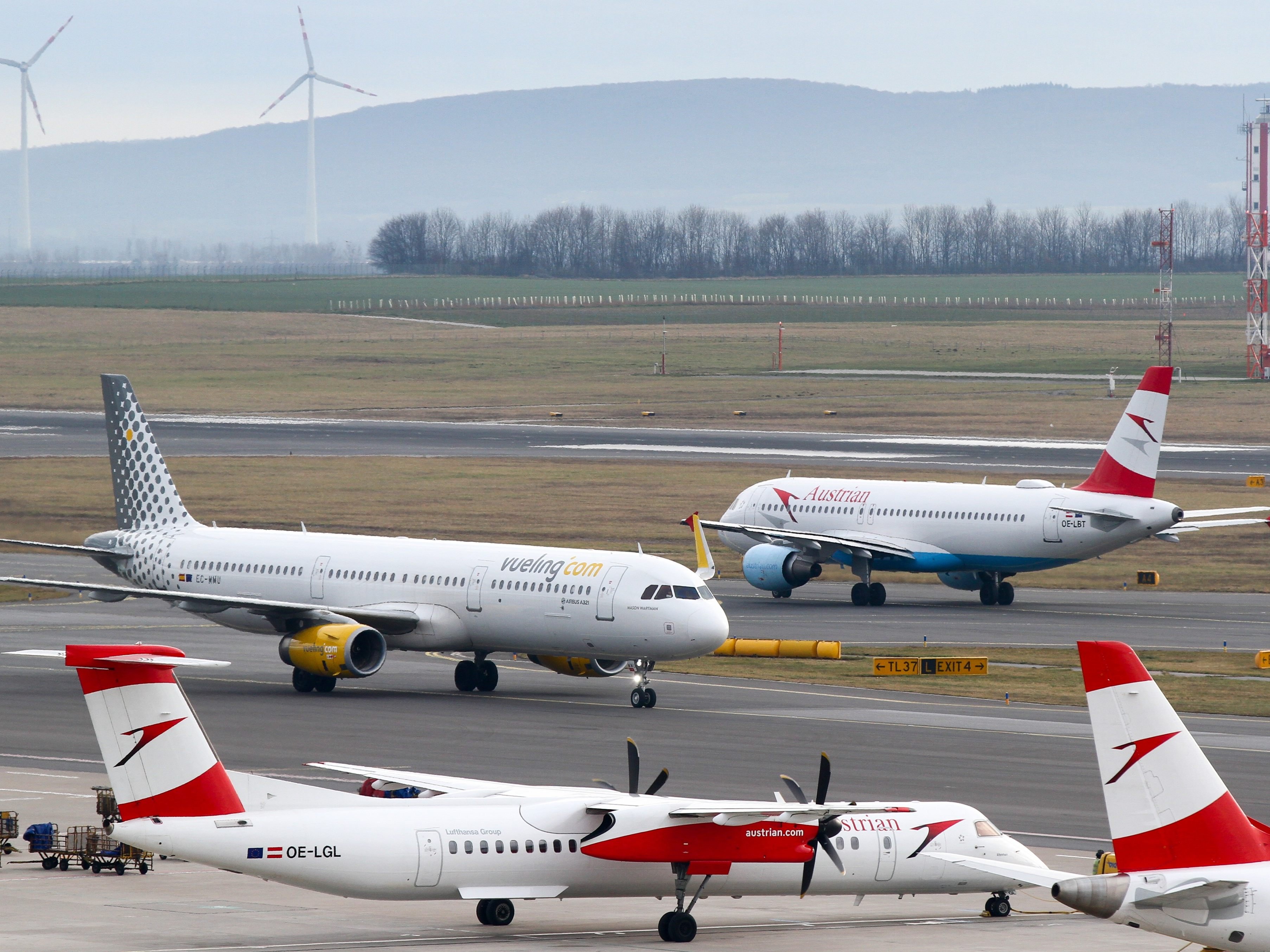 Trotz rund 20 Prozent Verspätungen ist der Flughafen Wien-Schwechat einer der zuverlässigsten im deutschsprachigen Raum. Trotz rund 20 Prozent Verspätungen ist der Flughafen Wien-Schwechat einer der zuverlässigsten im deutschsprachigen Raum.