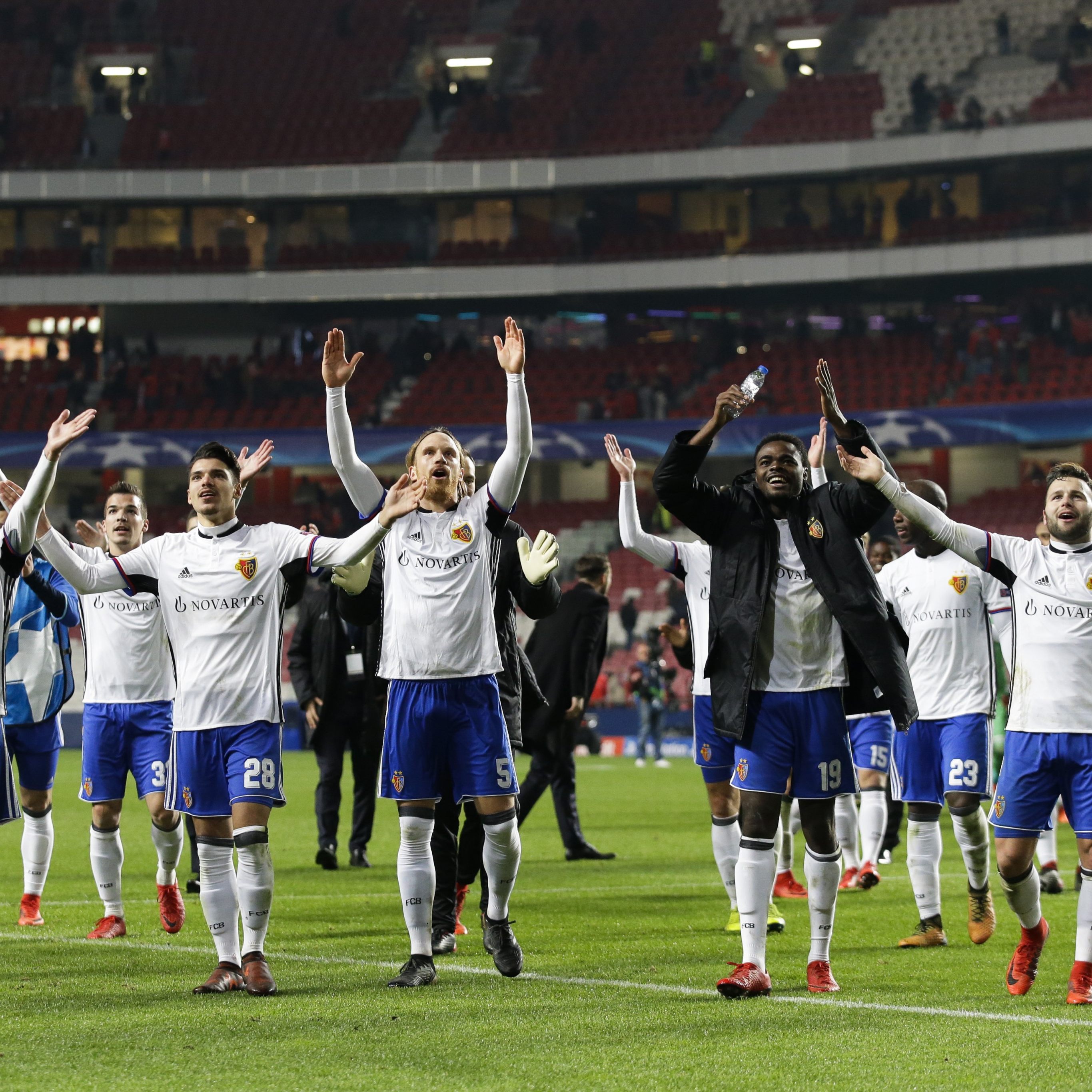Hier wird das Champions League-Match zwischen FC Basel und Manchester City live übertragen.