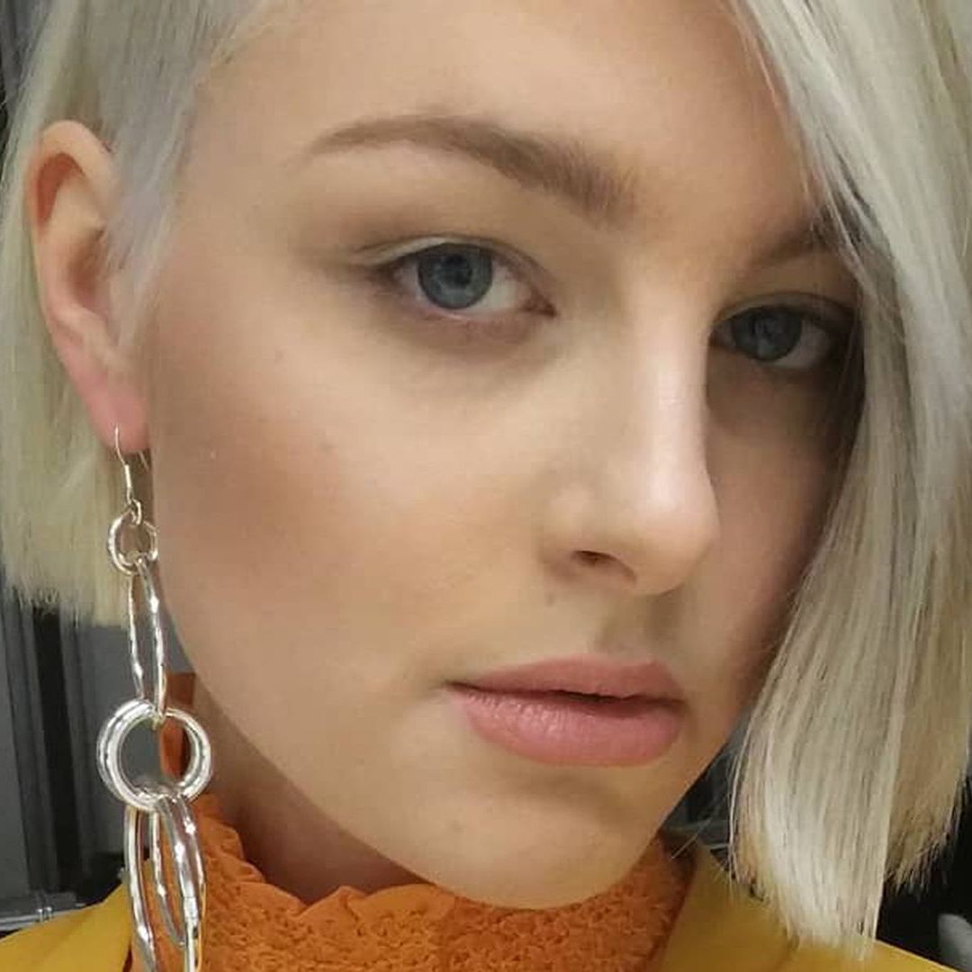 Maja findet es unnötig sich ständig zu rasieren.