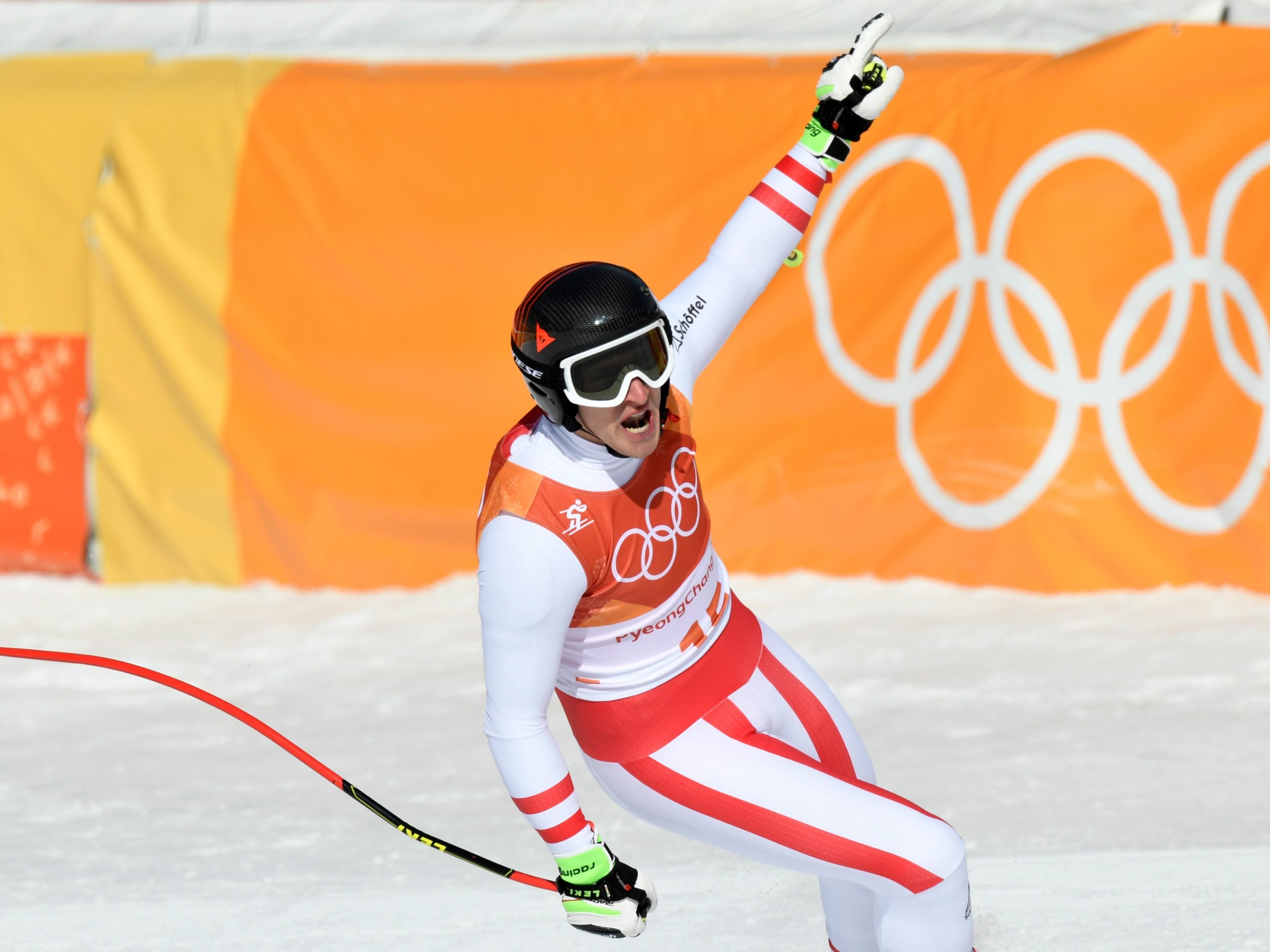 Speed-Fahrer Matthias Mayer darf sich über seine zweite olympische Goldmedaille freuen. Speed-Fahrer Matthias Mayer darf sich über seine zweite olympische Goldmedaille freuen.