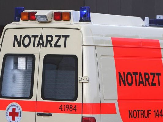 Drei Personen wurden bei dem Unfall in Wien-Donaustadt verletzt.