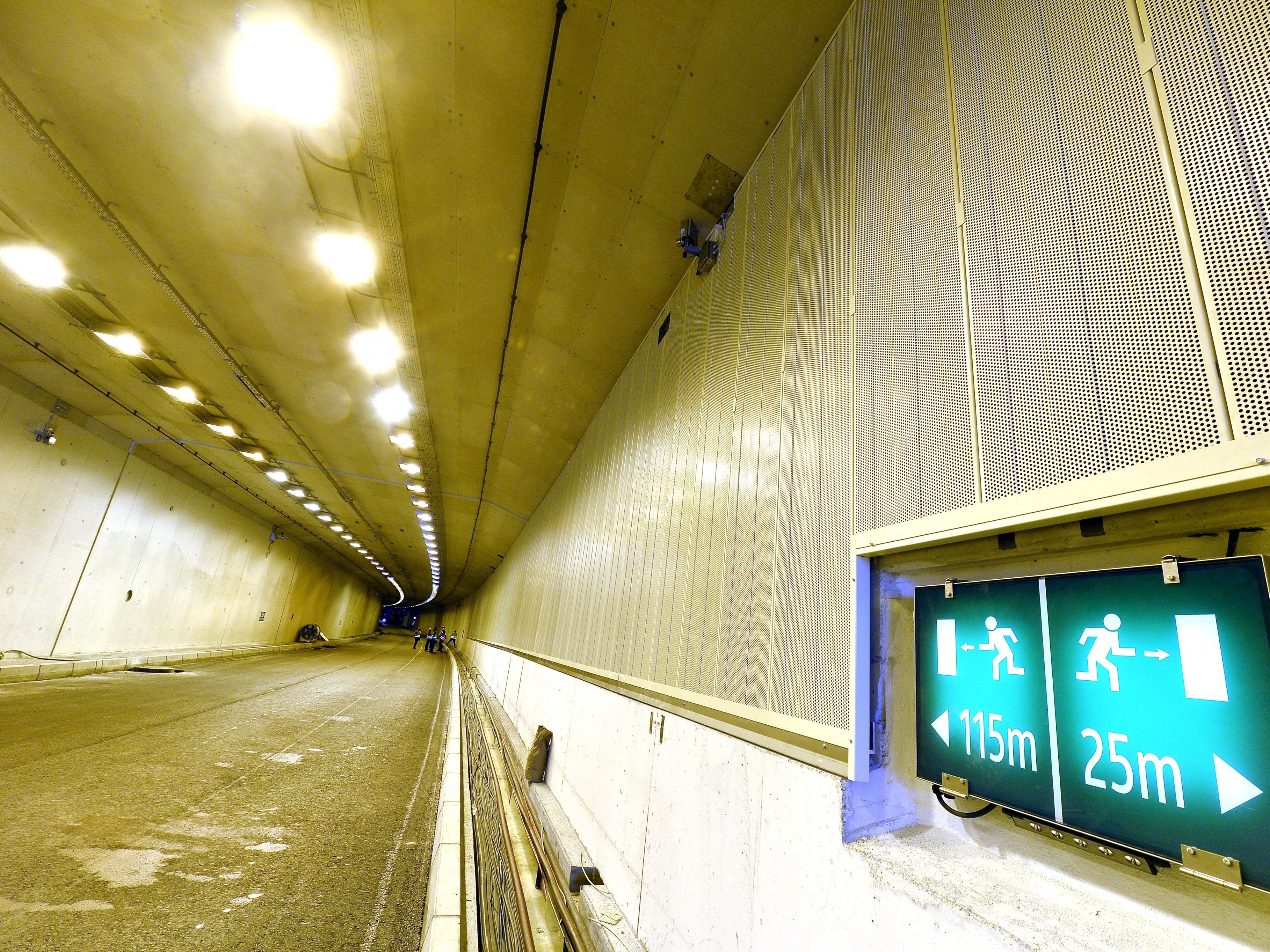 Technischer Defekt Loste Unfall In Hennersdorfer Tunnel Bei Wien Aus Wien Aktuell Vienna At