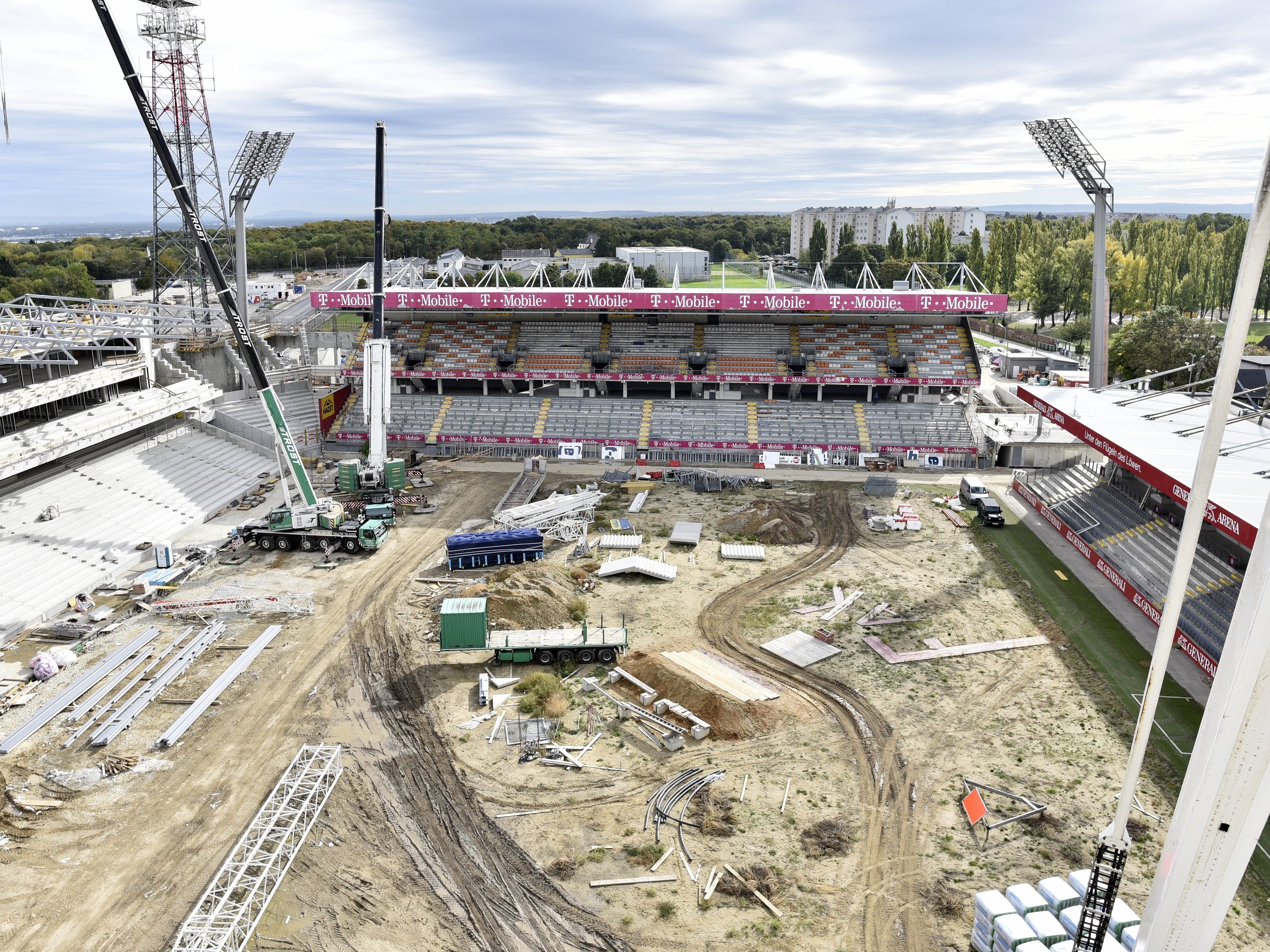 Die erweiterte Generali-Arena wird Mitte Juli offiziell eingeweiht. Die erweiterte Generali-Arena wird Mitte Juli offiziell eingeweiht.