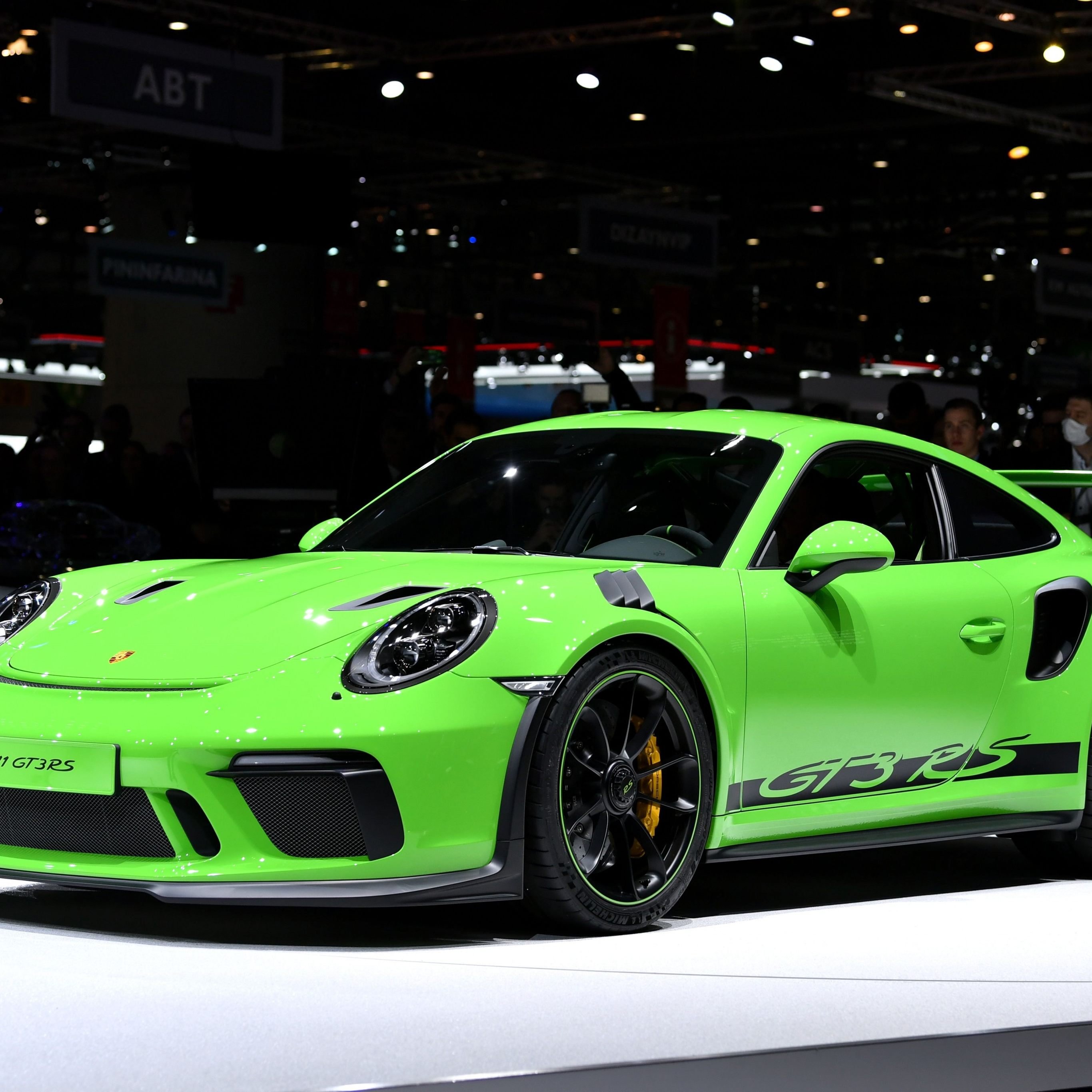 Autosalon wird von Zoll-Debatte überschattet.