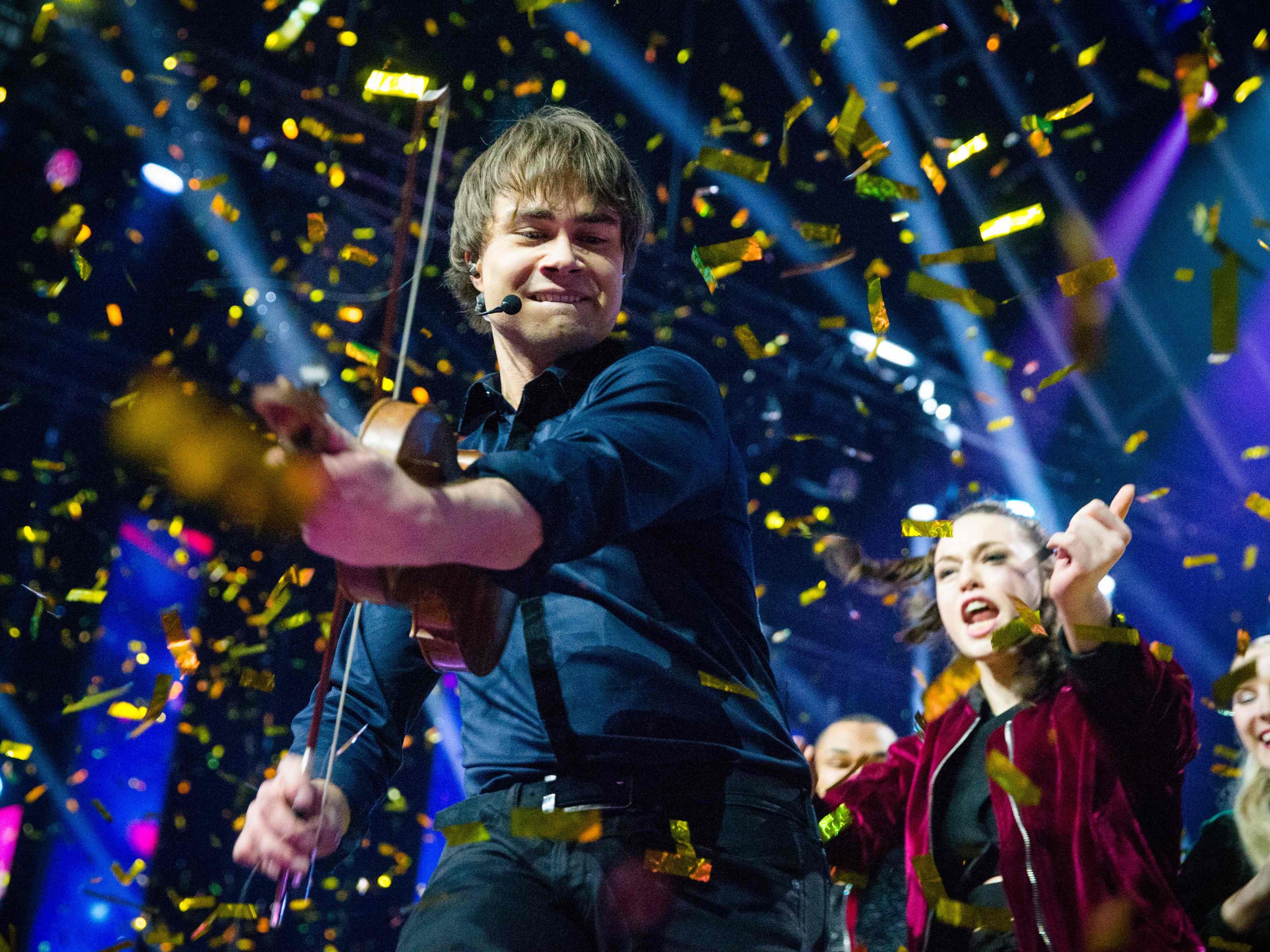 Alexander Rybak gewann den norwegischen Vorentscheid und fährt nun zum ESC nach Lissabon. Alexander Rybak gewann den norwegischen Vorentscheid und fährt nun zum ESC nach Lissabon.