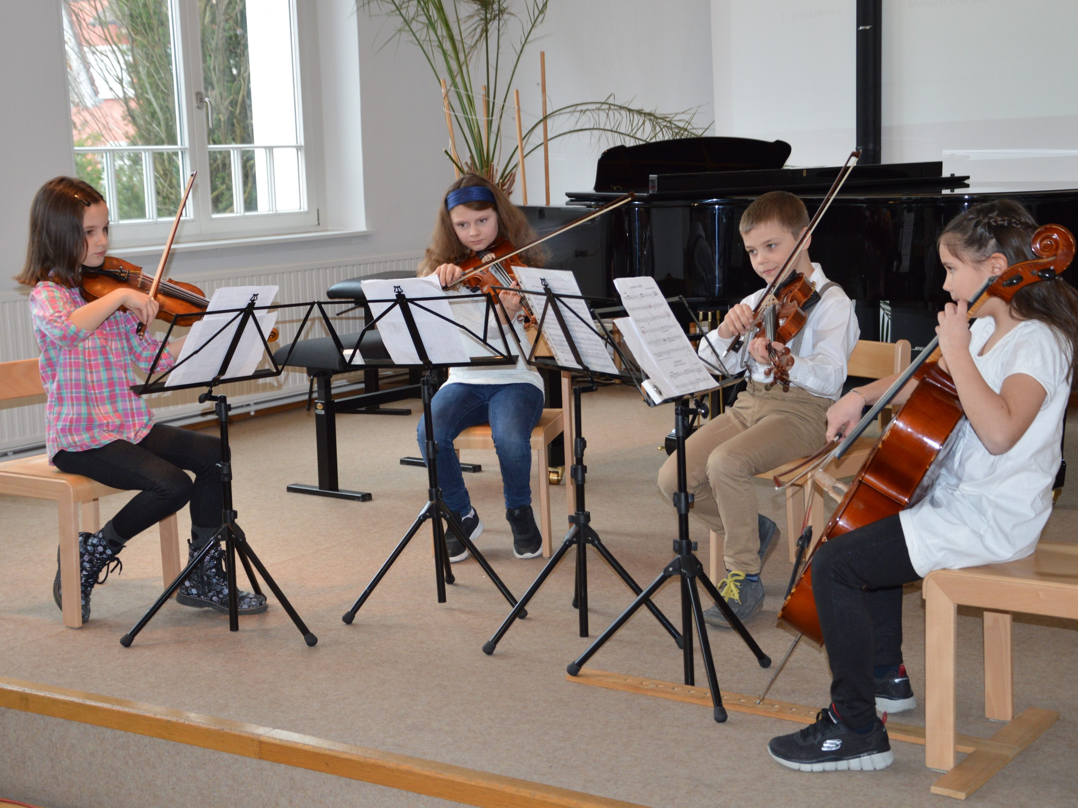 Das Streichquartett "Lu-Na-Va-Li" trat zum Wettbewerb an