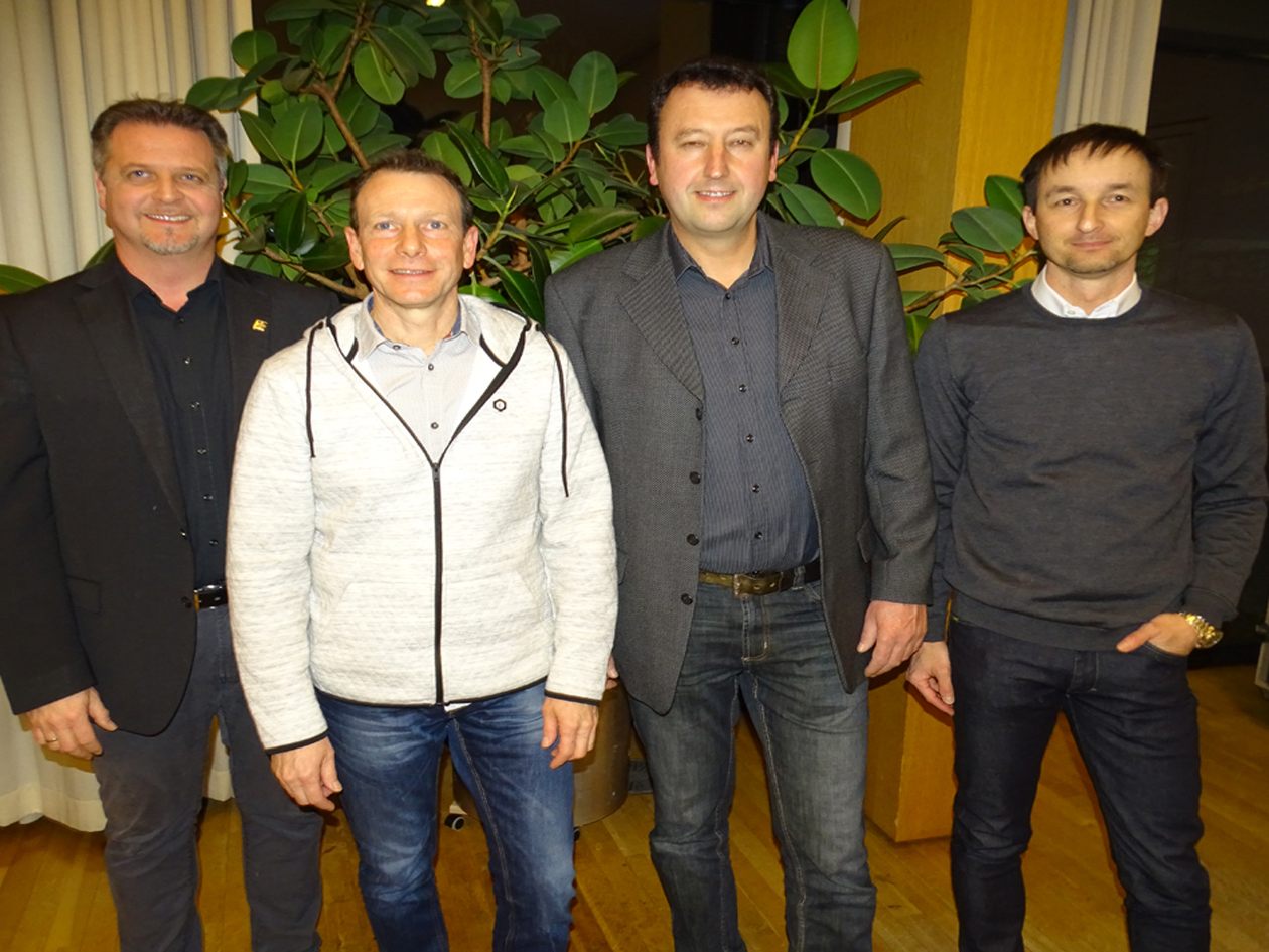 Fichereiverein-Vorstand: Wolfgang Jaud, Peter Schweizer, Gerd Rüdisser und René Schreiber (v.l.). Fichereiverein-Vorstand: Wolfgang Jaud, Peter Schweizer, Gerd Rüdisser und René Schreiber (v.l.).
