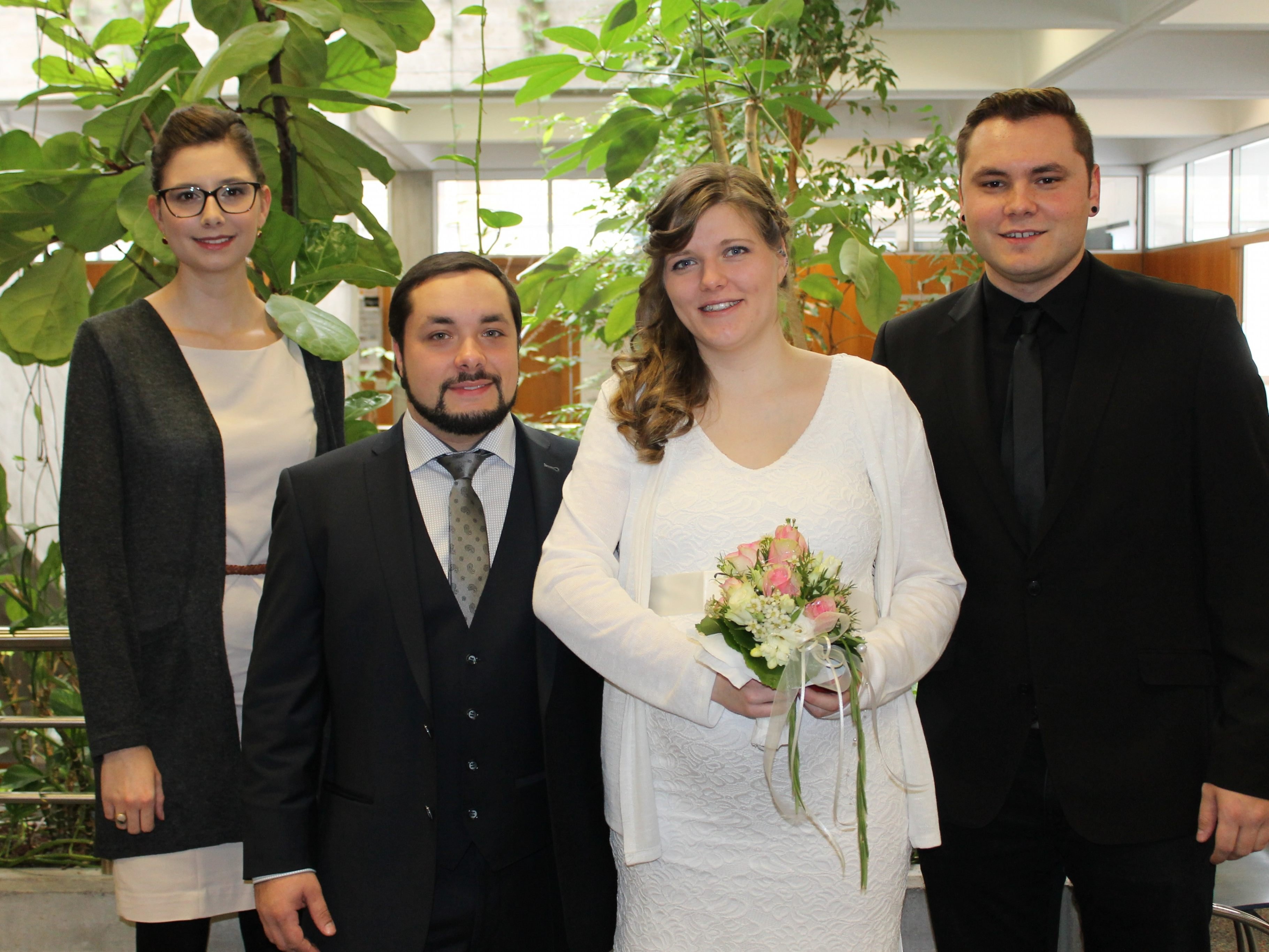 Nicole Studer und Renè Rettenegger haben geheiratet Nicole Studer und Renè Rettenegger haben geheiratet