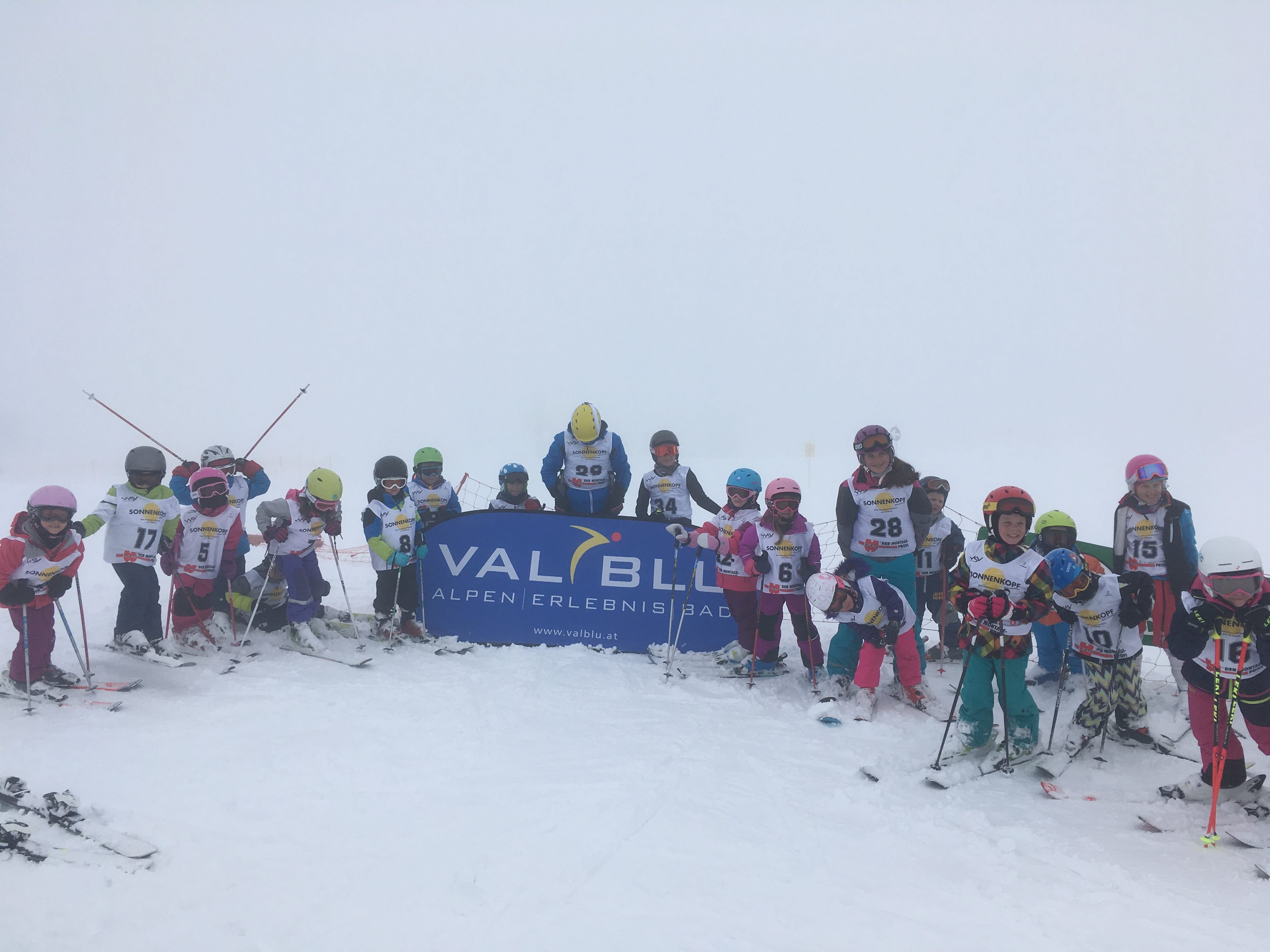 Viele Kinder beim Vereinsrennen Viele Kinder beim Vereinsrennen