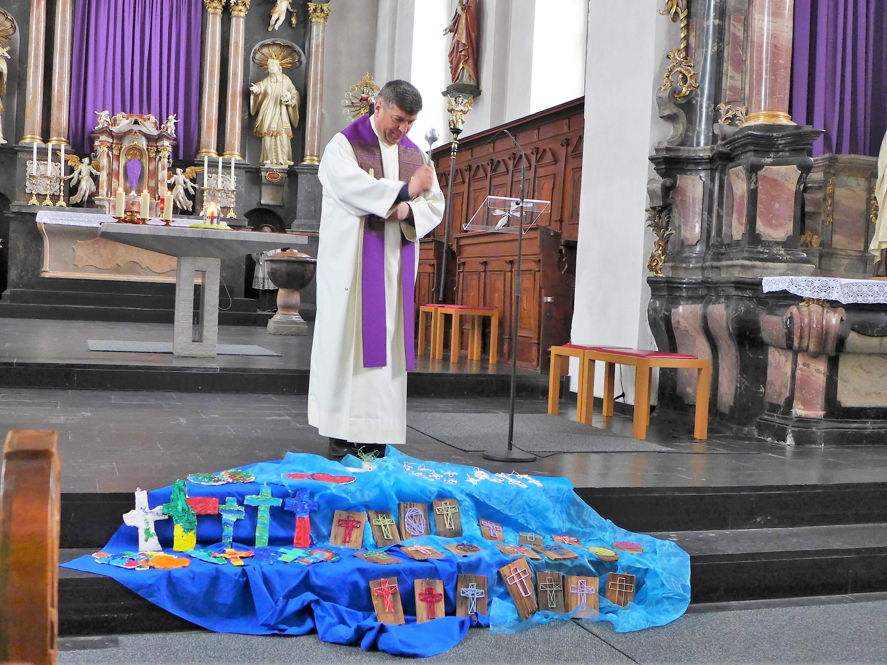 Feierliches Osterfest in der Bludescher Kirche