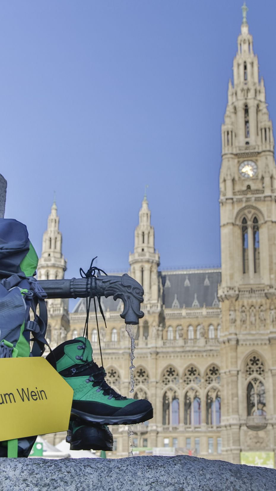 Vor dem Wiener Rathausplatz geht bald wieder beim Steiermark-Frühling die Post ab