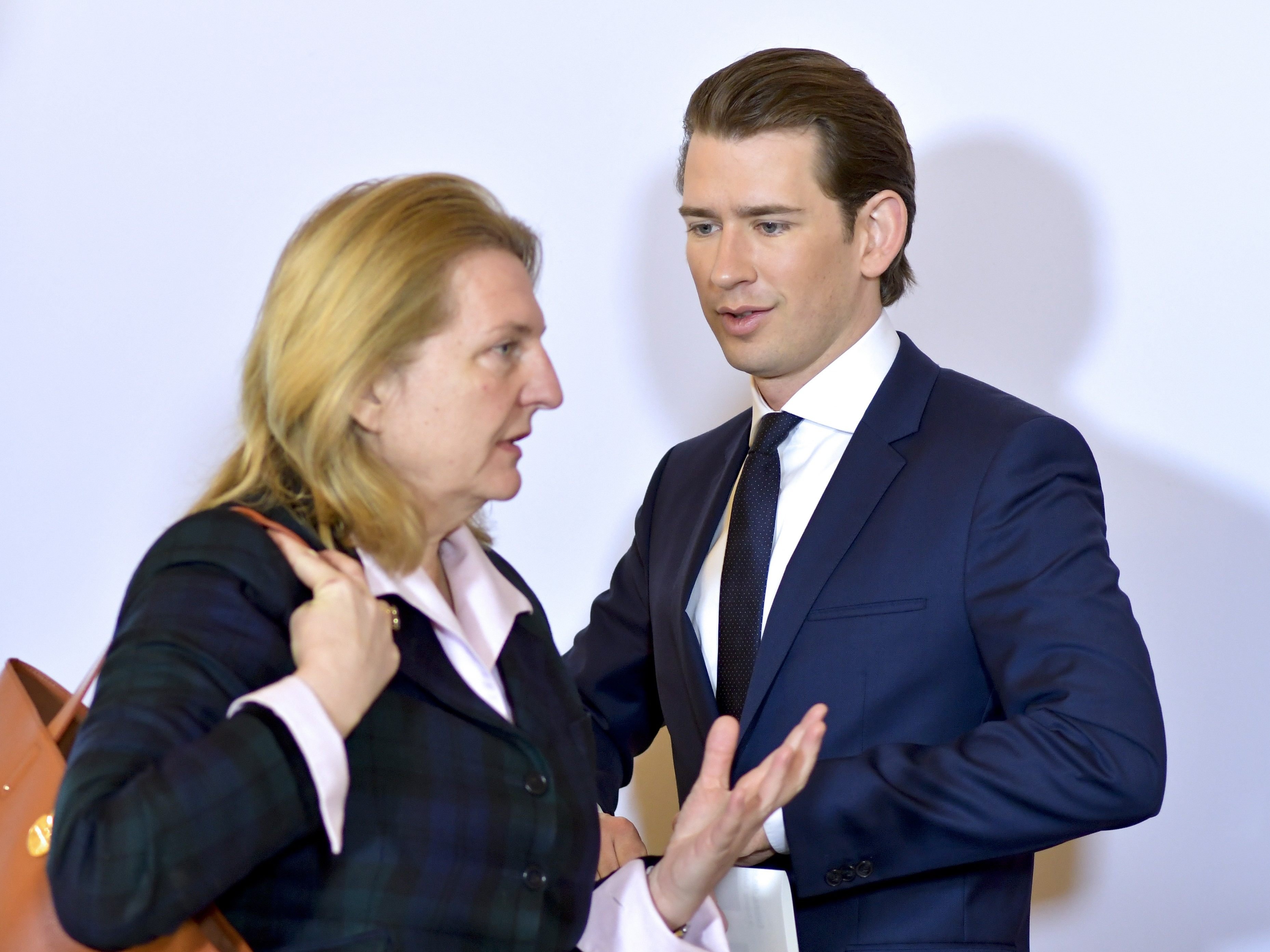 Kneissl will die Arbeit ihres Vorgängers Kurz im Balkan fortsetzen.