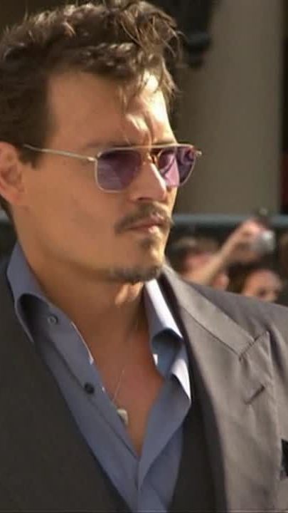 Ganz schön skurril: Johnny Depp hat eine Vorliebe für Barbie-Puppen.