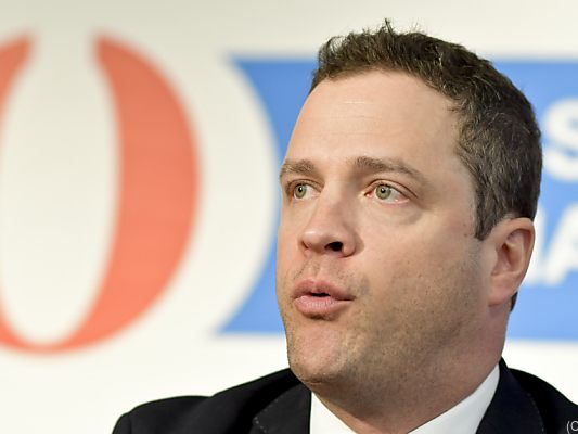 Gudenus' "stichhaltige Gerüchte" sorgen für Empörung Gudenus' "stichhaltige Gerüchte" sorgen für Empörung