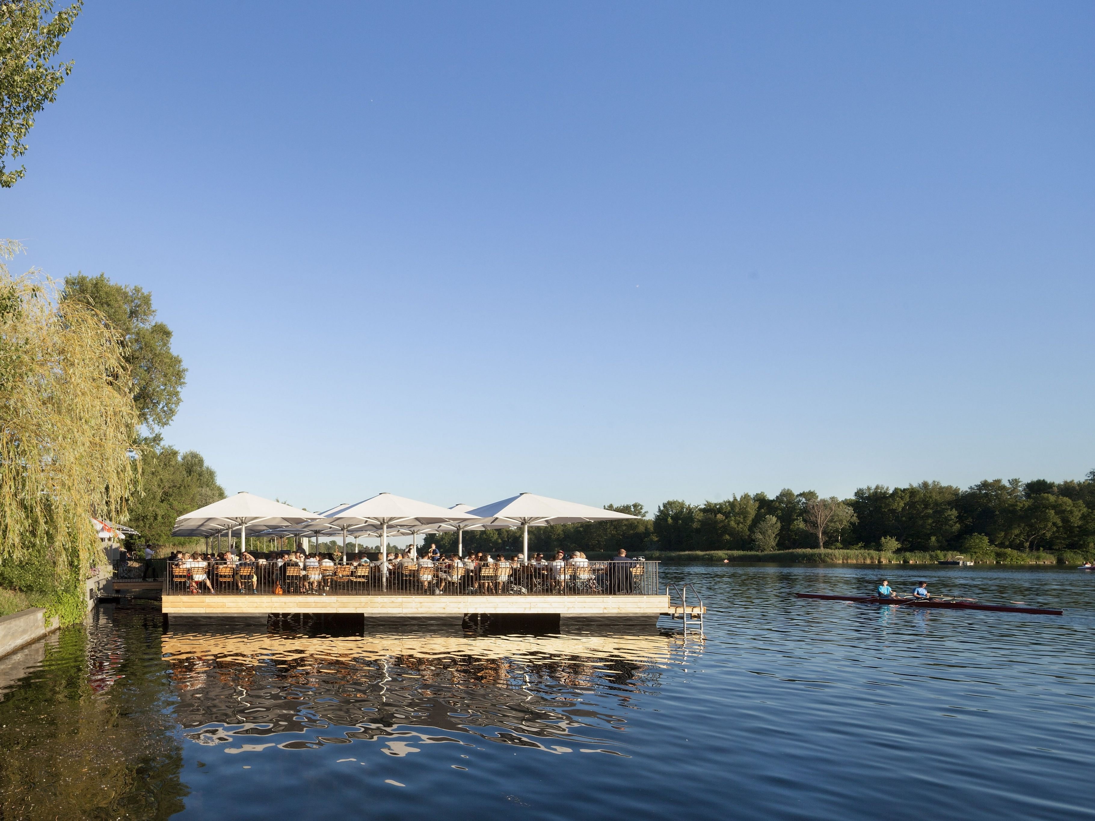 Das Strandcafé startet am 1. Mai in die Freiluftsaison. Das Strandcafé startet am 1. Mai in die Freiluftsaison.