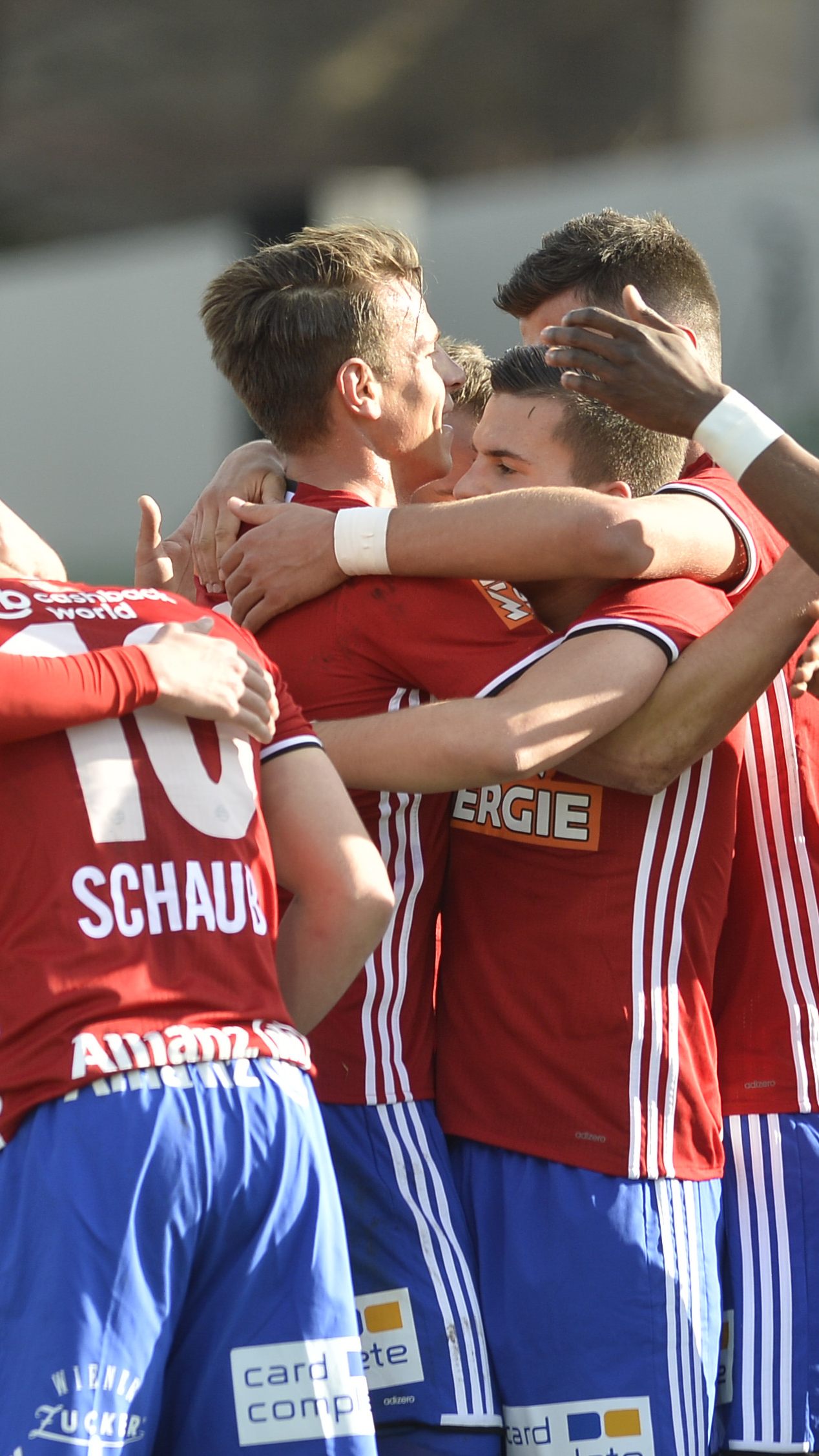 Rapid Wien siegt mit 4:2 über Mattersburg,