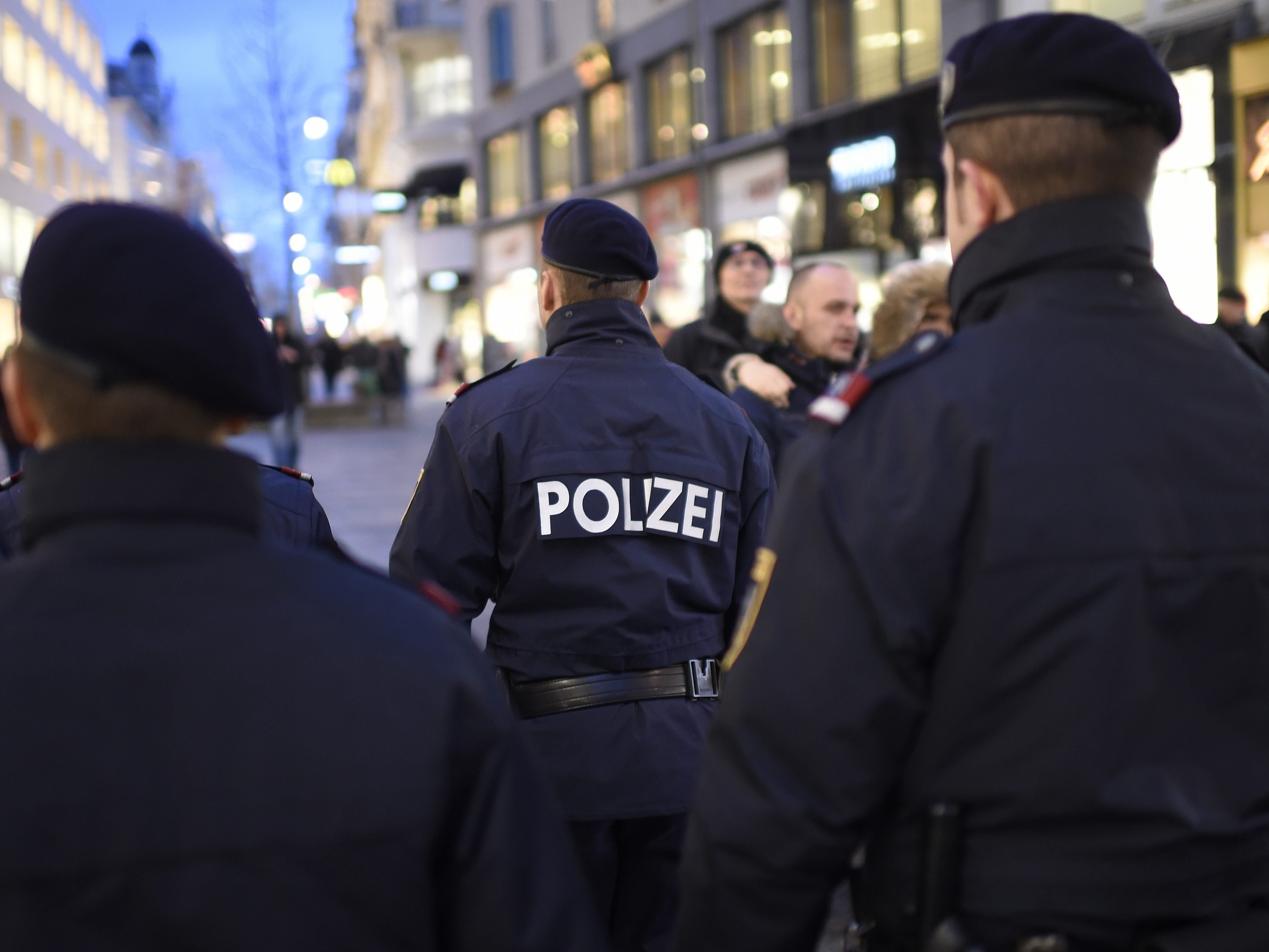 Ein Polizist wurde bei dem Einsatz in Favoriten verletzt.