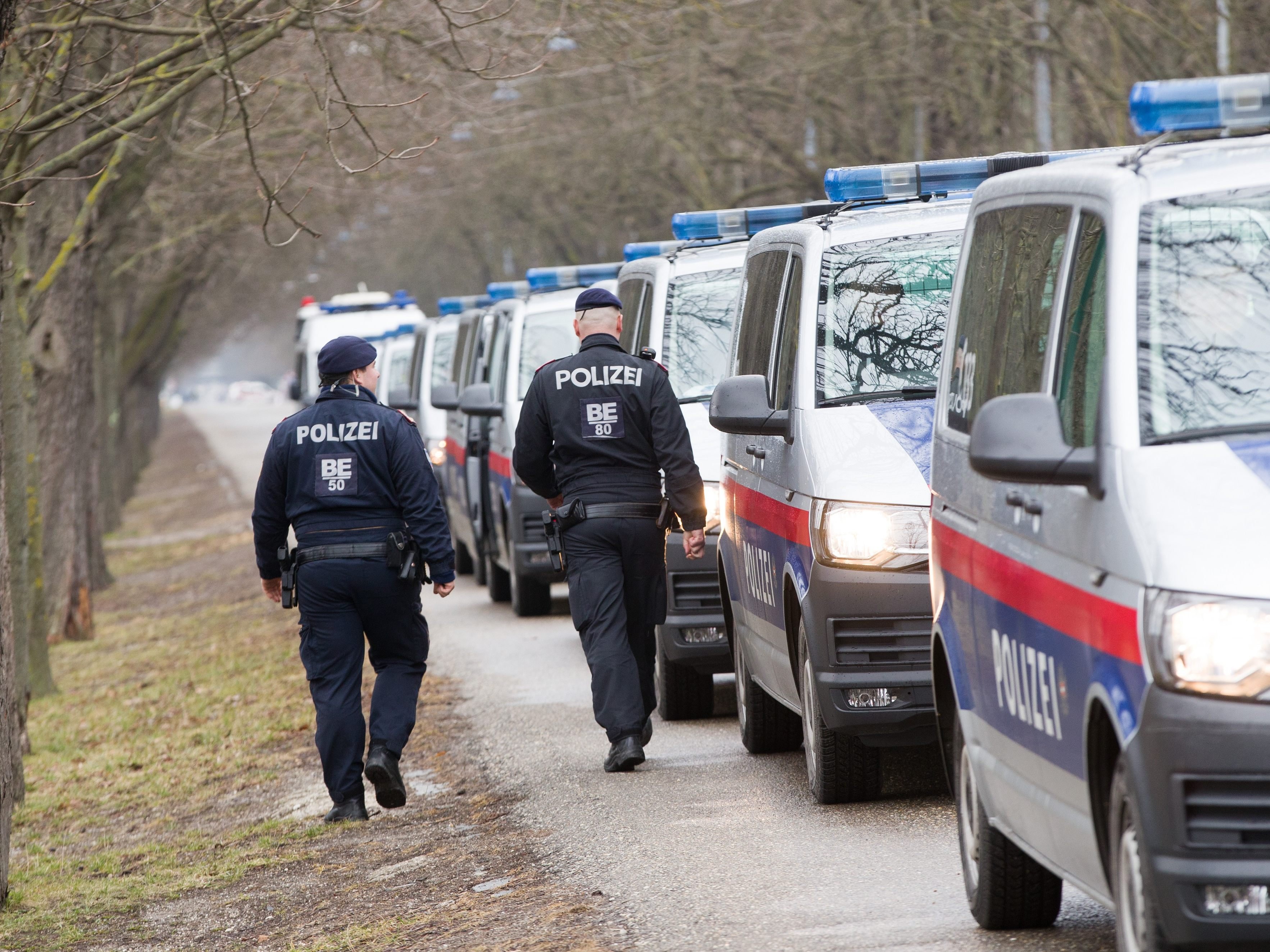 Etwa 250 Beamte aus Österreich, Deutschland und der Schweiz üben in Wien den Ernstfall.