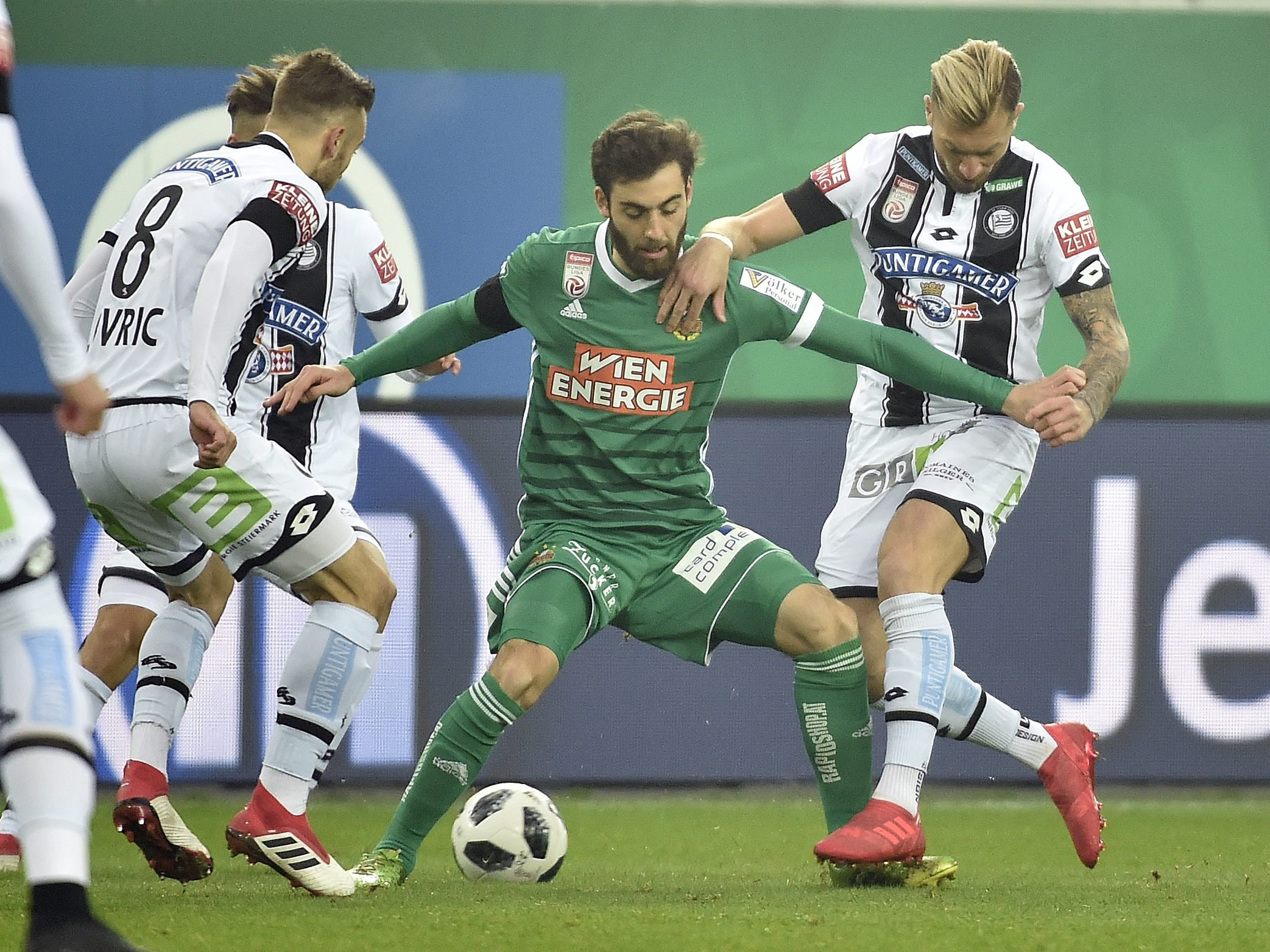 LIVE-Ticker zum Spiel SK Sturm Graz gegen SK Rapid Wien ab 16.30 Uhr.