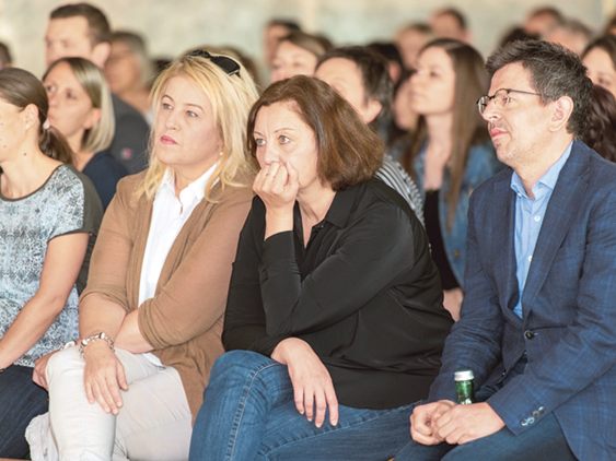 Die Angestellten in der GKK haben auch Angst um ihre Jobs. Denn eine zentrale Kassa in Wien mit „Landesstellen“ bedeutet Jobabbau.