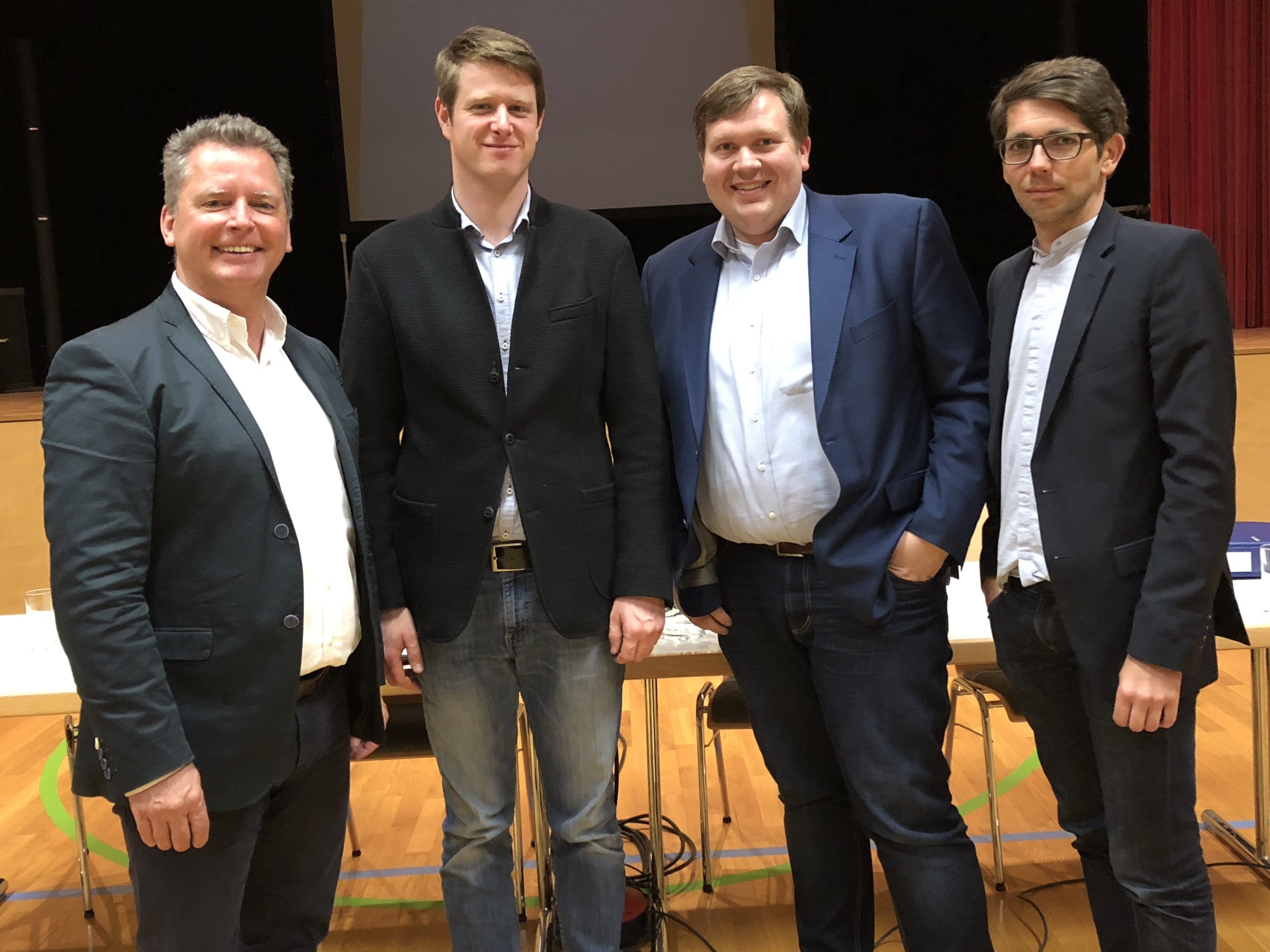 Johann Kerkhofs, Josef Lechthaler, Philipp Jouck und Alexander Gastager informierten die Bevölkerung am 16.4. aus erster Hand über den Projektstand. Johann Kerkhofs, Josef Lechthaler, Philipp Jouck und Alexander Gastager informierten die Bevölkerung am 16.4. aus erster Hand über den Projektstand.