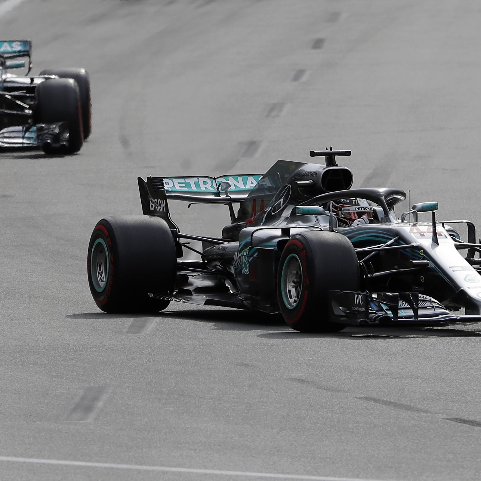 Sieg vor Räikkönen, Vettel nur Vierter - Beide Red-Bull-Piloten nach Kollision out.