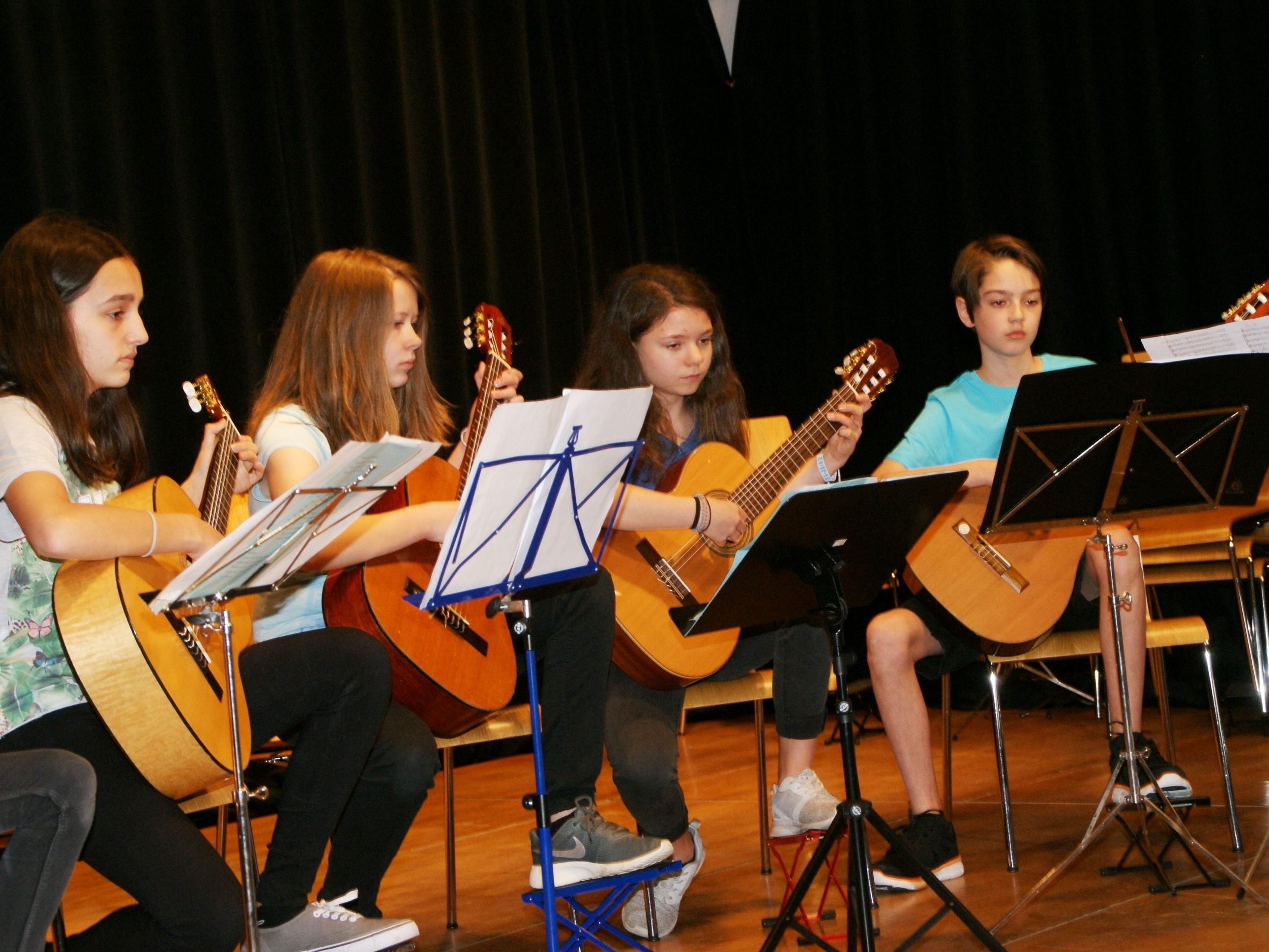 Gitarrenkonzert im Theresienheim