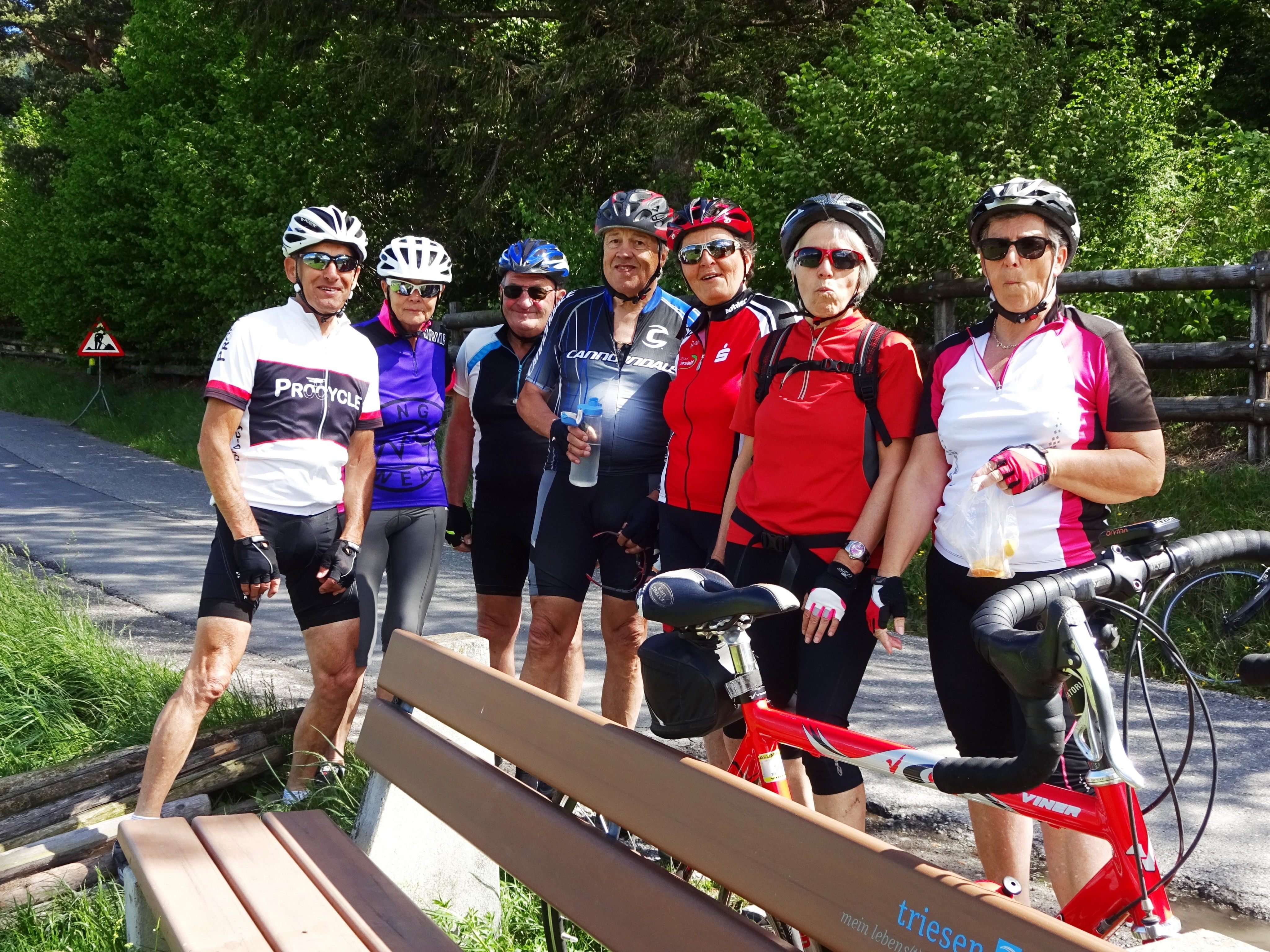 Radteam perpedales auf 3-Länder-Tour