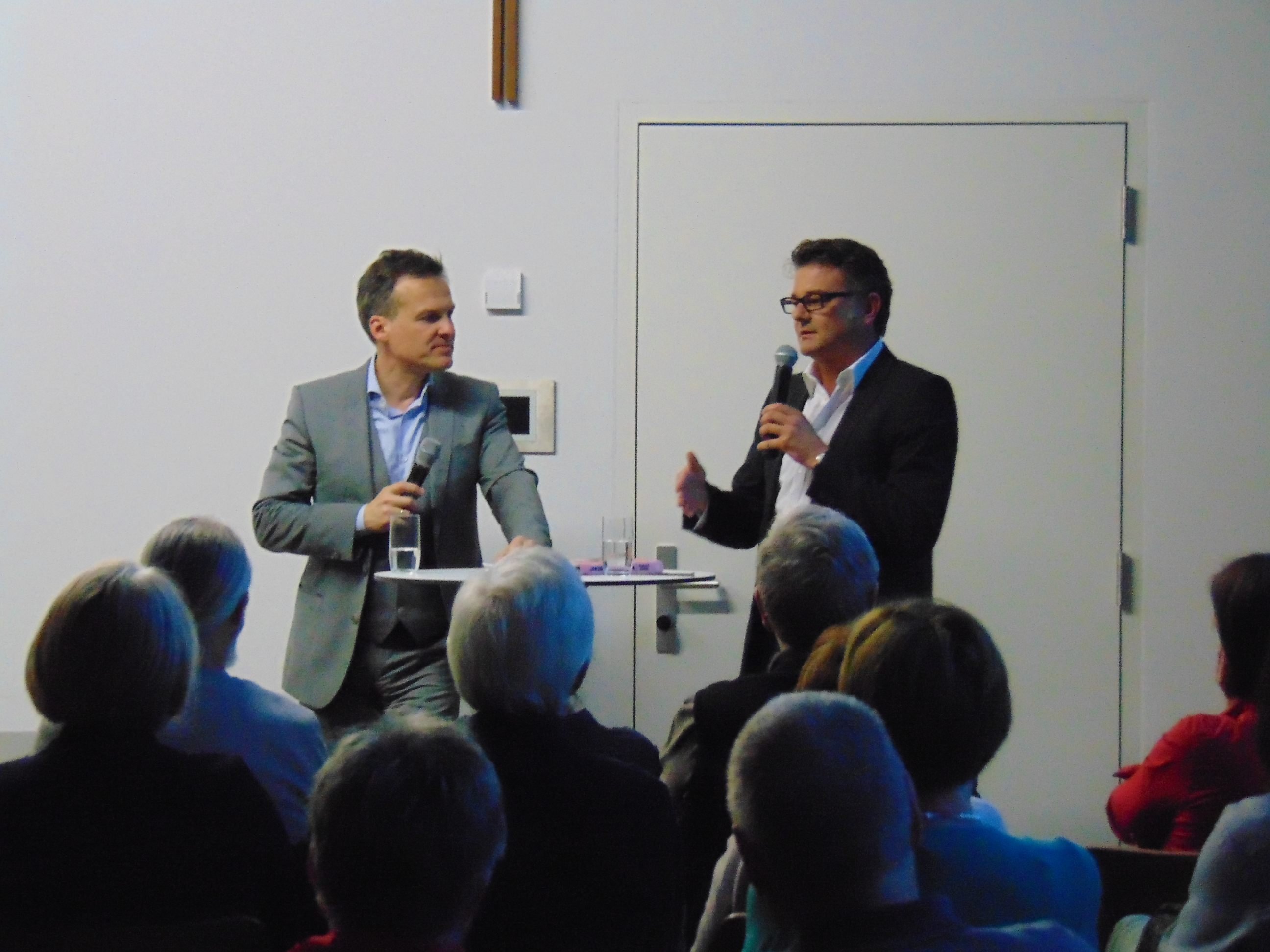 Tarek Leitner stand im Mäder Rede und Antwort