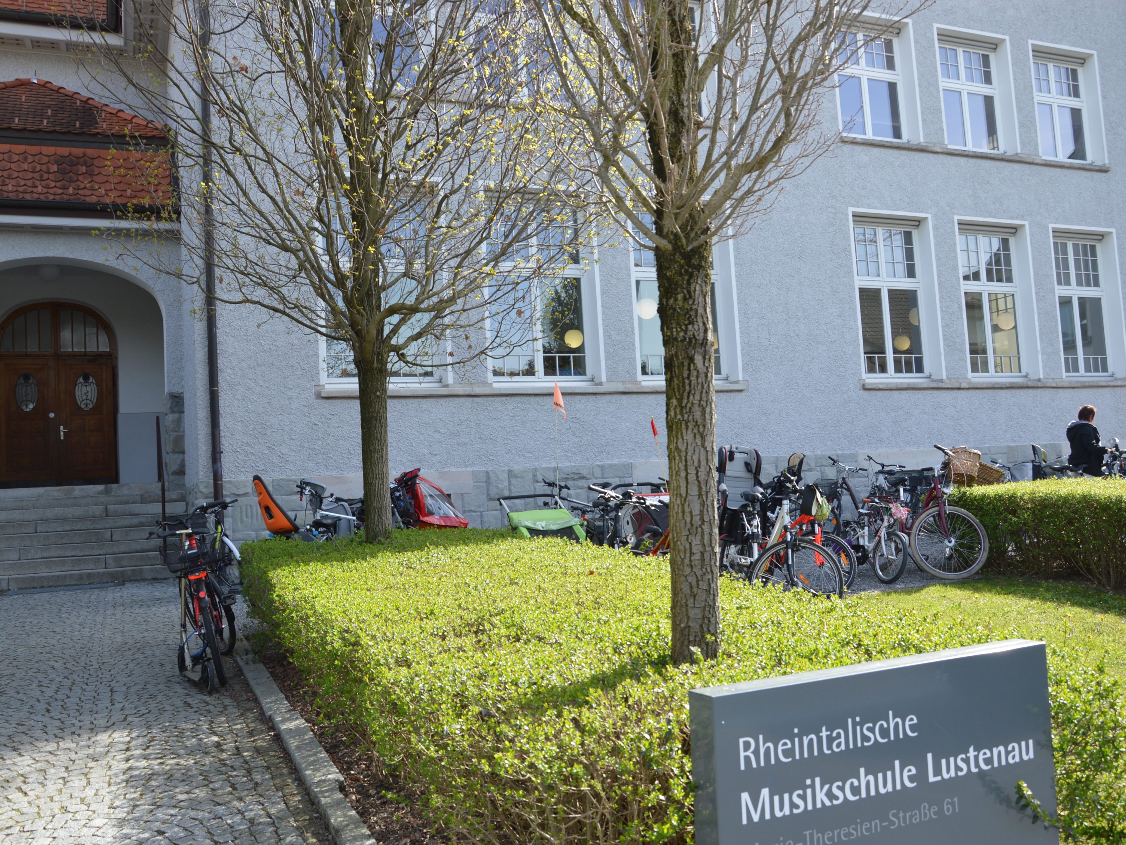 Musikschule wurde gestürmt Musikschule wurde gestürmt