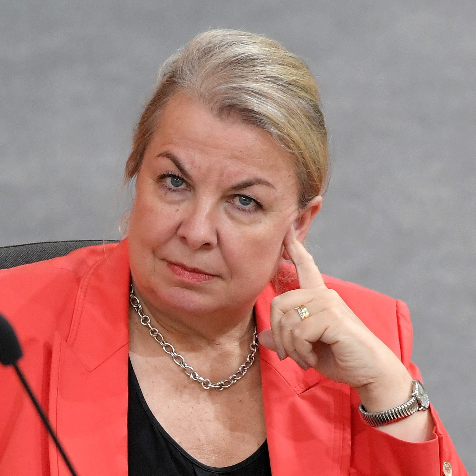 Die Gesundheitsministerin wurde für die Pläne rund um die AUVA heftig kritisiert