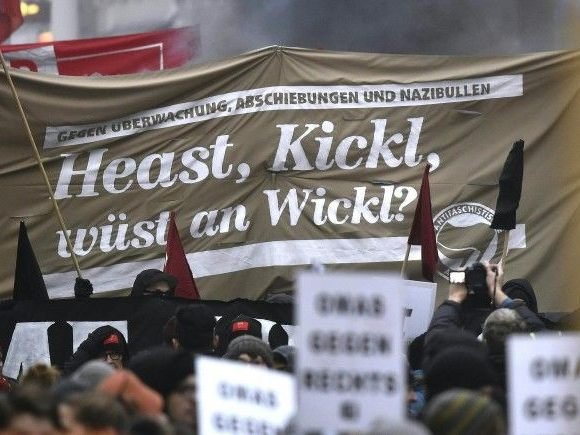 Die Demo beginnt am 19. April bei der Uni Wien. Die Demo beginnt am 19. April bei der Uni Wien.