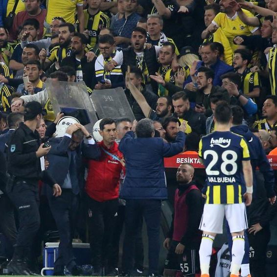 Im Cup-Halbfinalderby gegen Fernerbahce