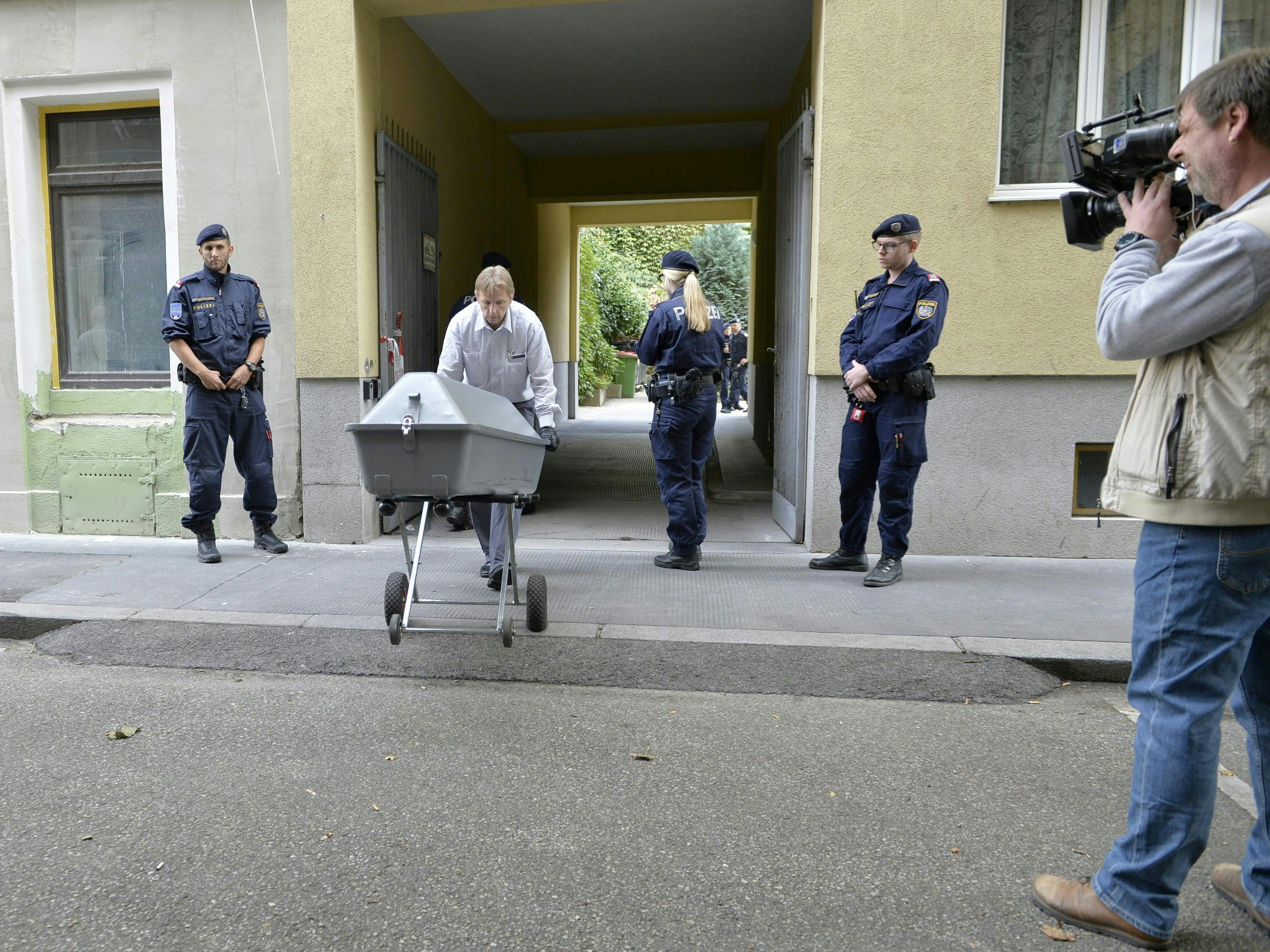 Das junge Mädchen, das in Wien-Favoriten erstochen wurde, soll einen heimlichen Freund gehabt haben.