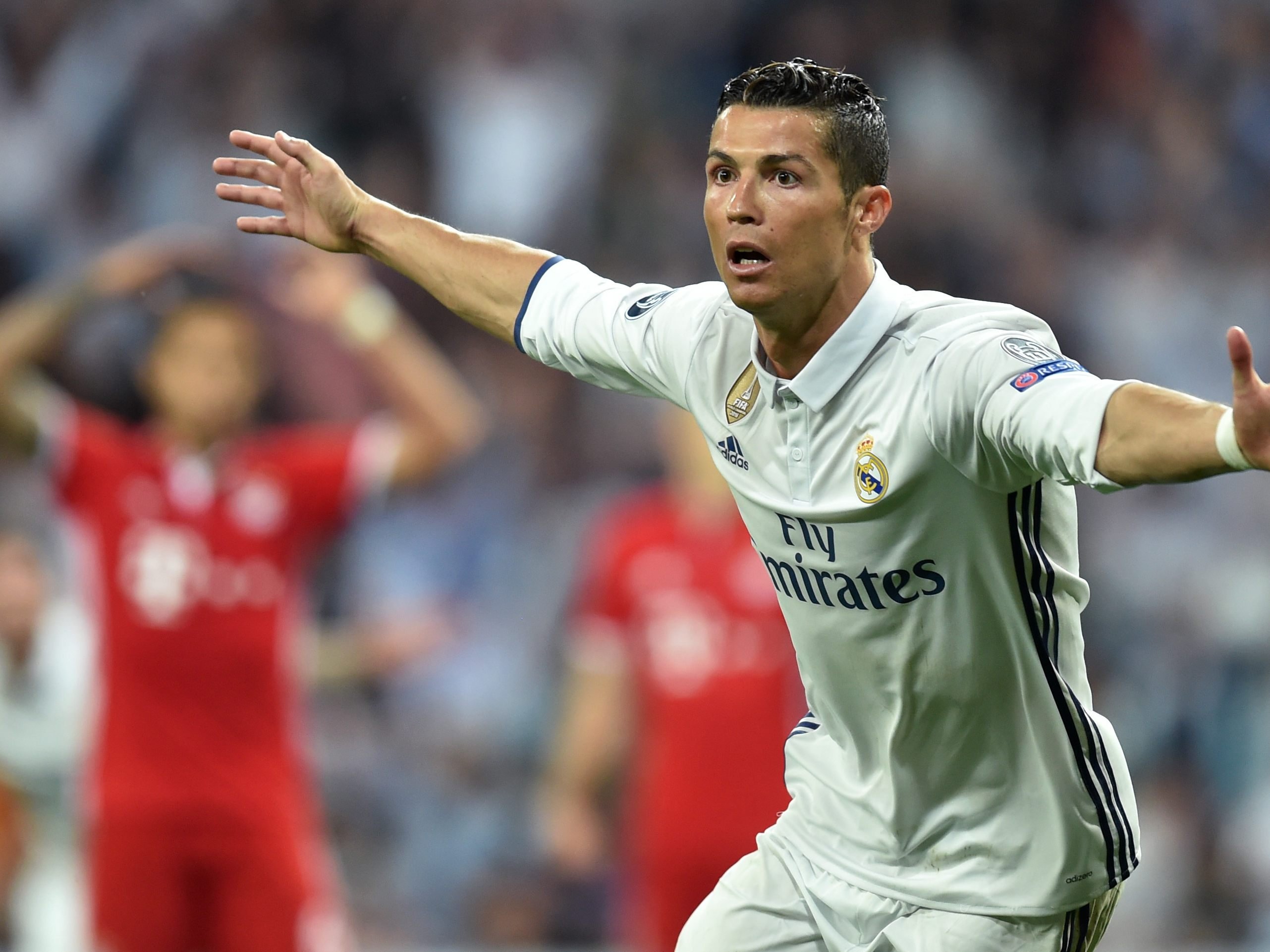 Hier sehen Sie das CL-Halbfinale zwischen Bayern München und Real Madrid im Live-Stream und im TV. Hier sehen Sie das CL-Halbfinale zwischen Bayern München und Real Madrid im Live-Stream und im TV.