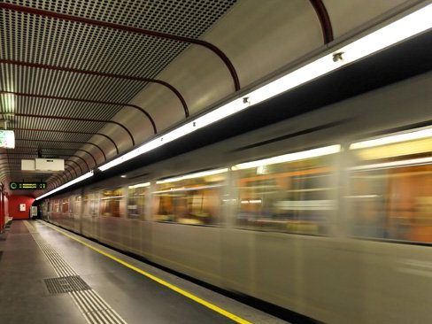 In der Station Schwedenplatz kam es zur Rauchentwicklung. In der Station Schwedenplatz kam es zur Rauchentwicklung.