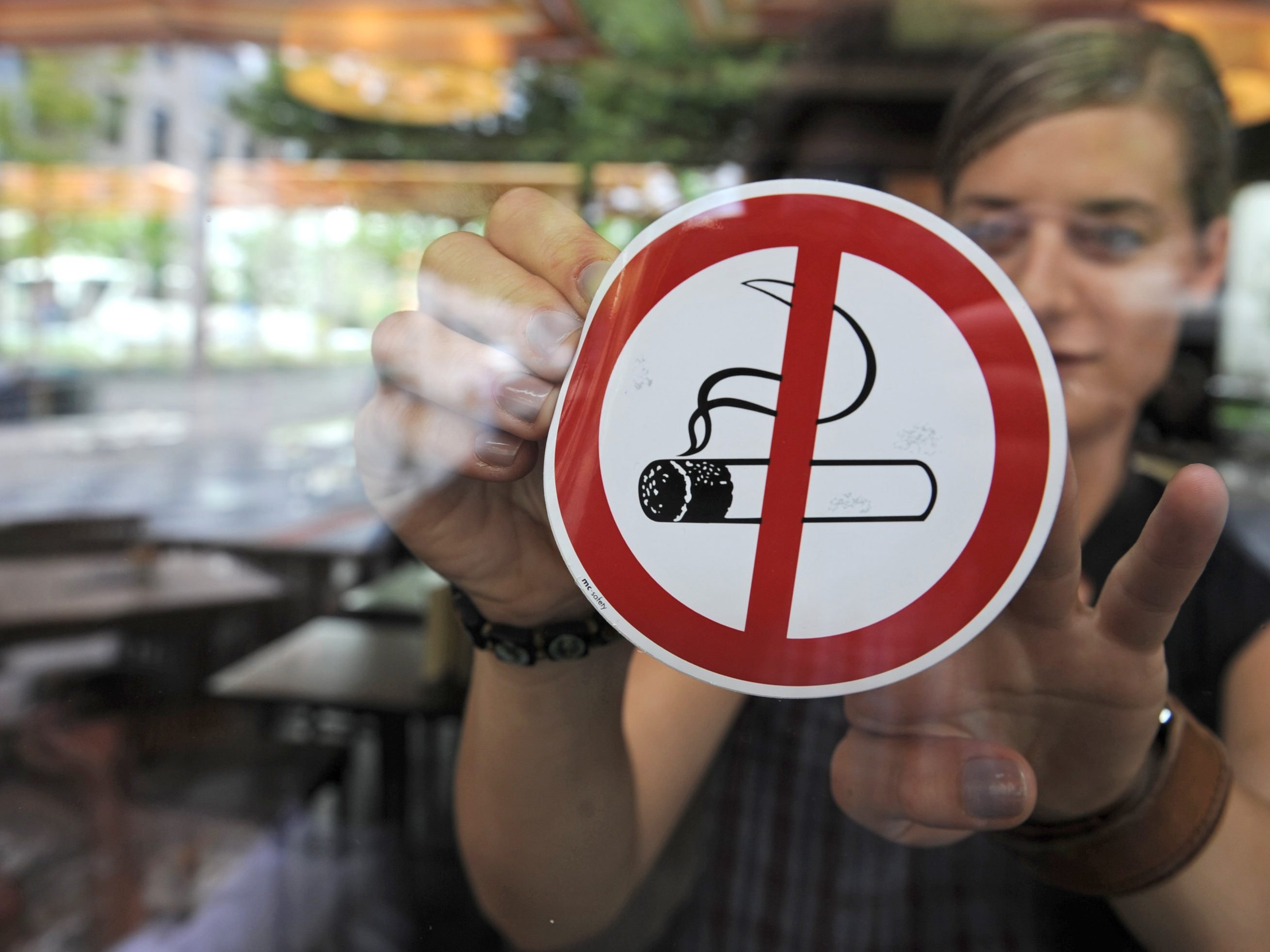 Medizin- und Pharmazie-Studierende kämpfen für "Don't Smoke"-Volksbegehren. / Symbolbild