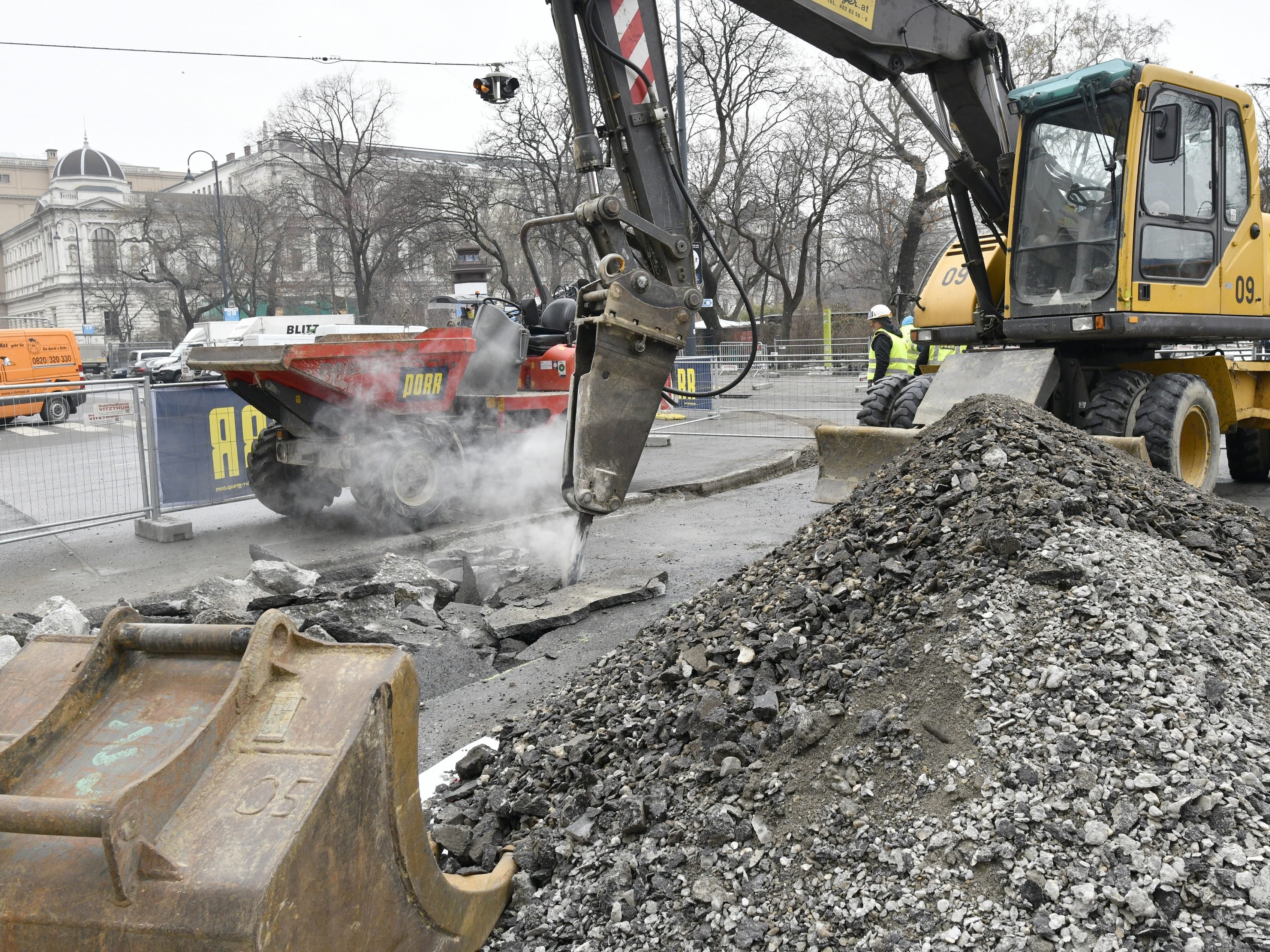 Über Fronleichnam ist die Straße gesperrt. / Symbolbild