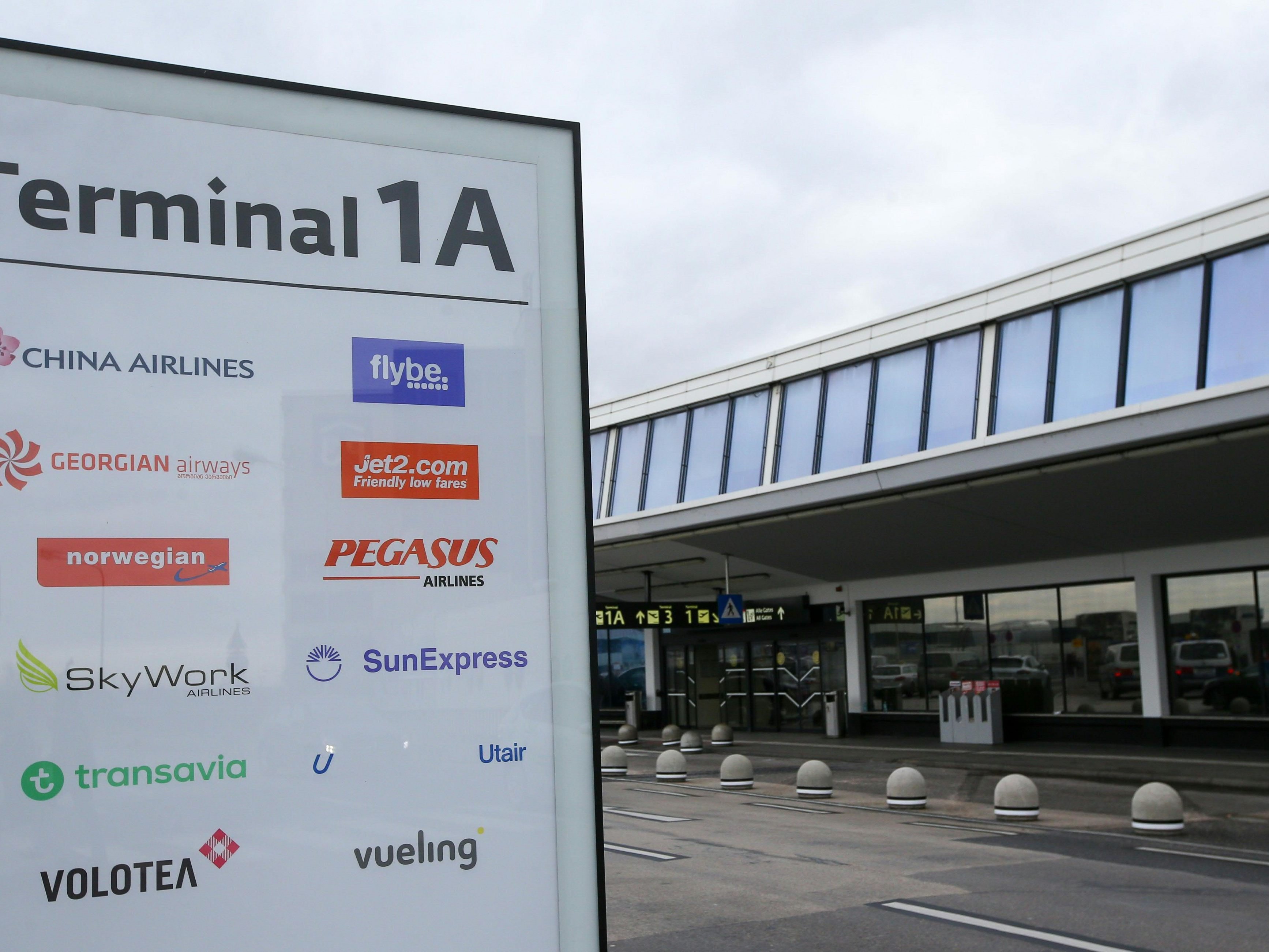 Eine Transavia-Maschine musste außerplanmäßig am Flughafen Wien-Schwechat landen. Eine Transavia-Maschine musste außerplanmäßig am Flughafen Wien-Schwechat landen.